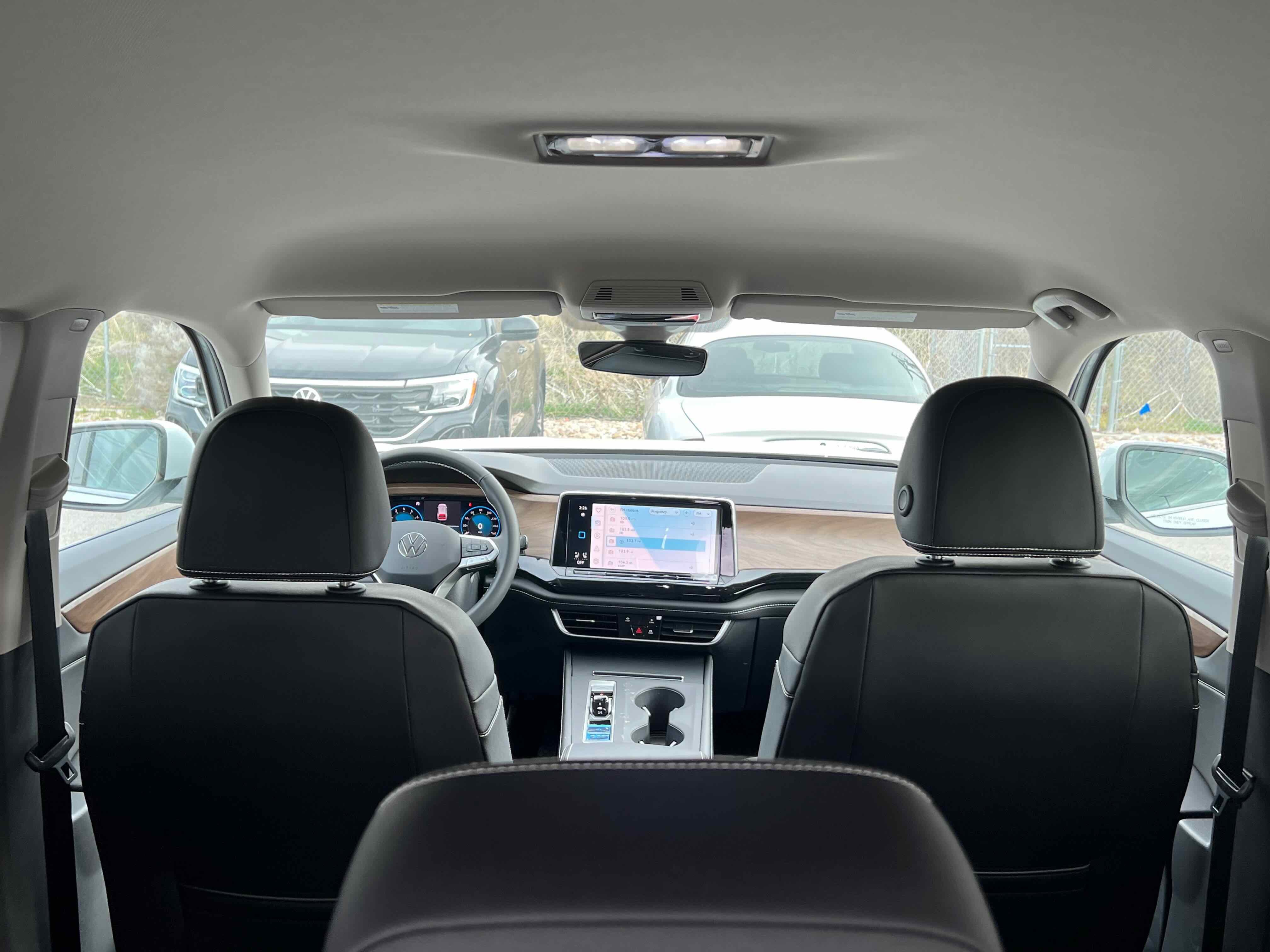 2026 Volkswagen Atlas 2.0T SE