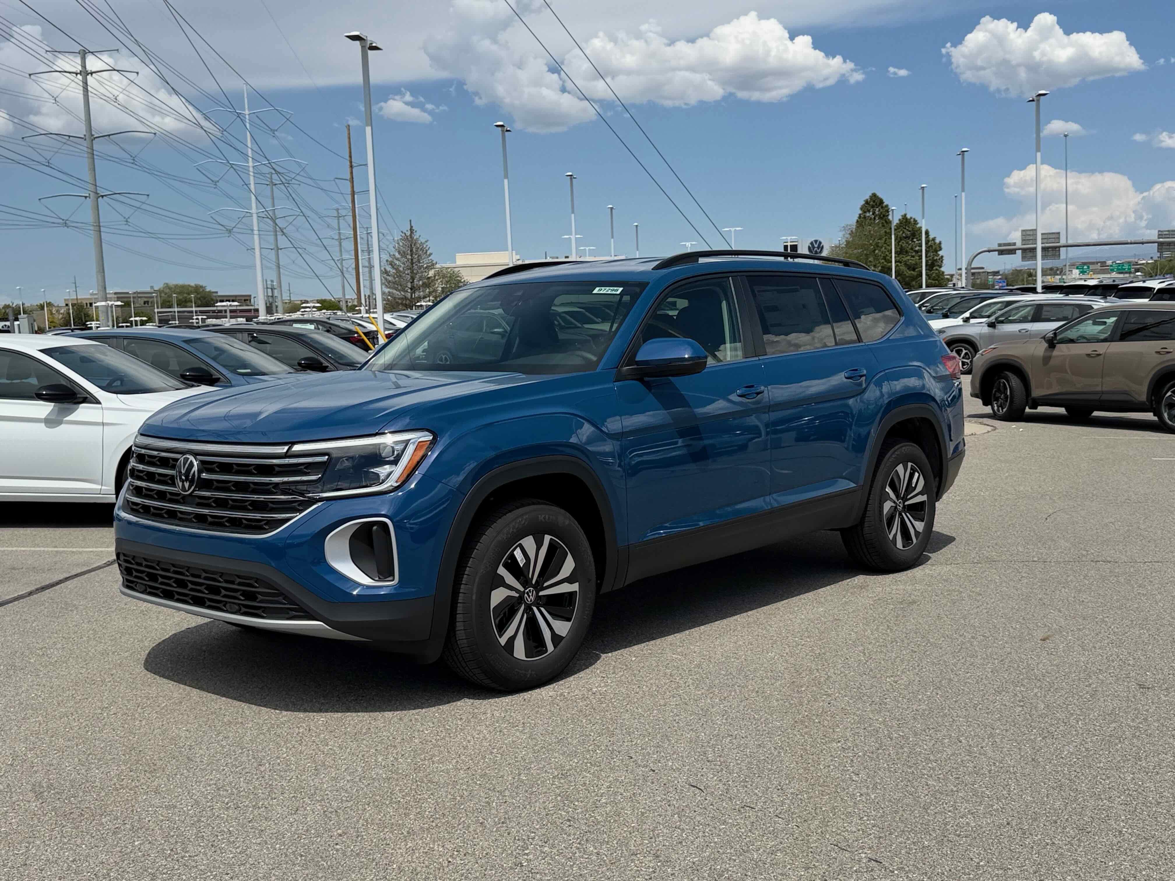 2026 Volkswagen Atlas 2.0T SE