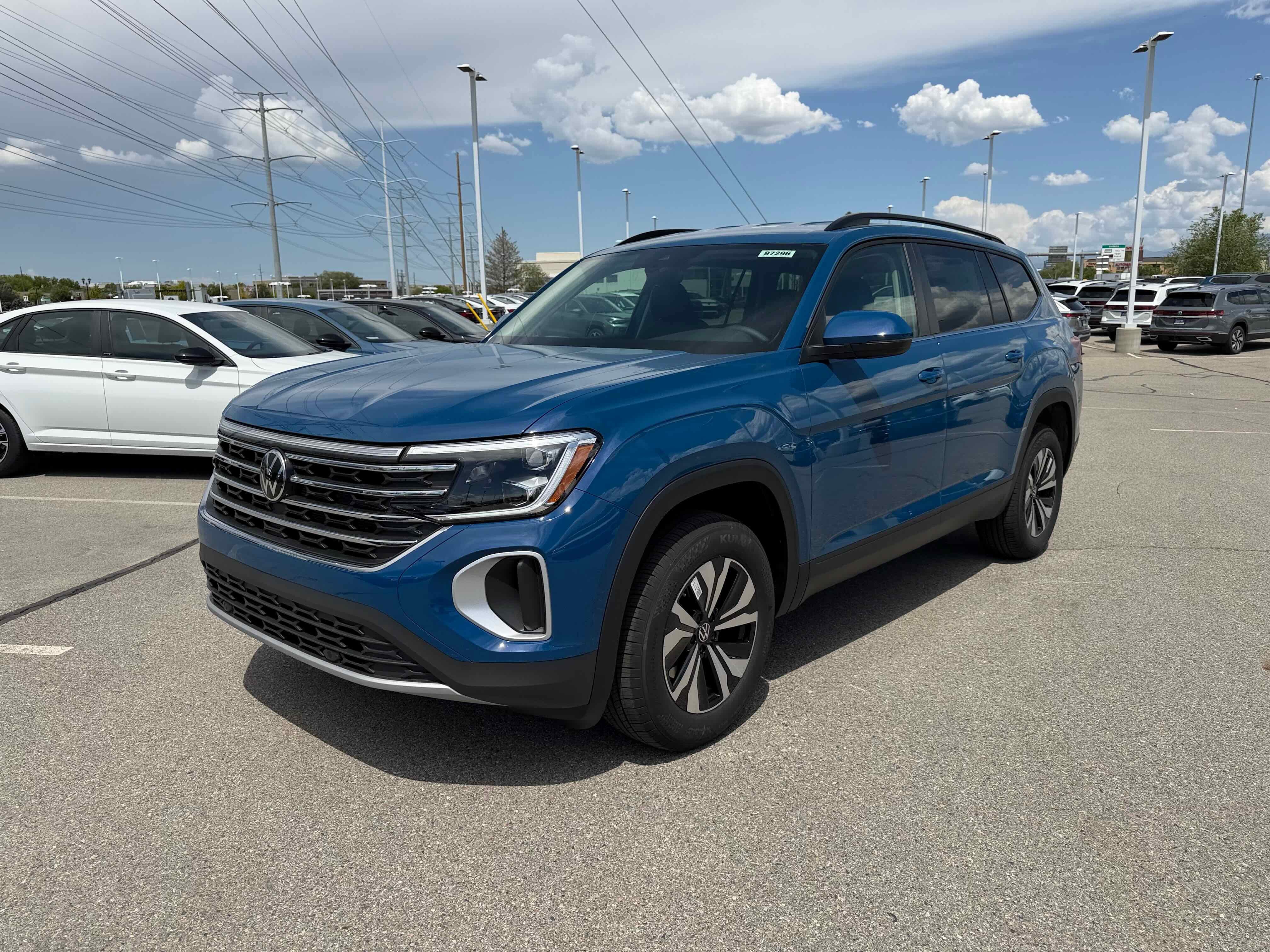 2026 Volkswagen Atlas 2.0T SE
