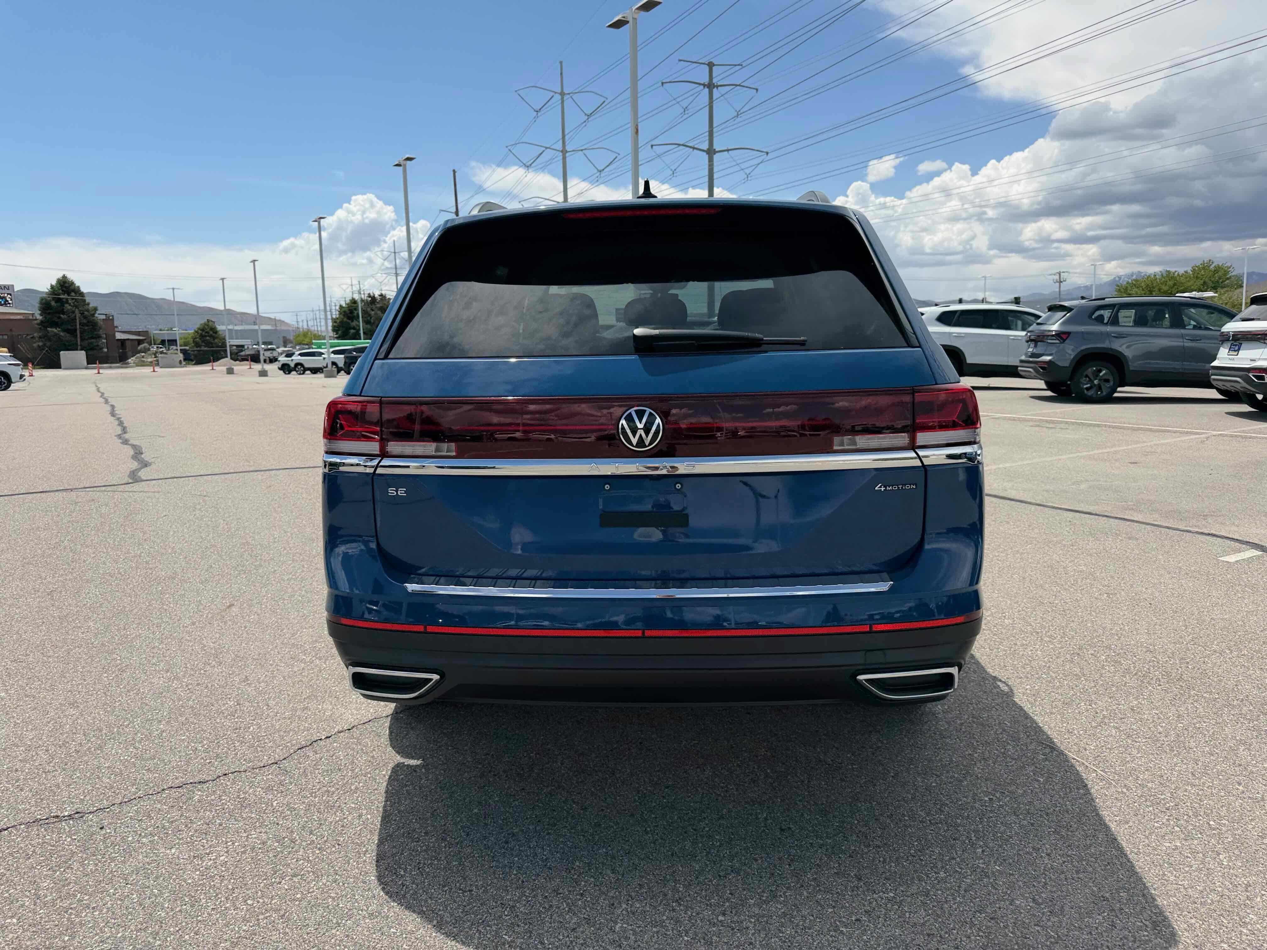 2026 Volkswagen Atlas 2.0T SE