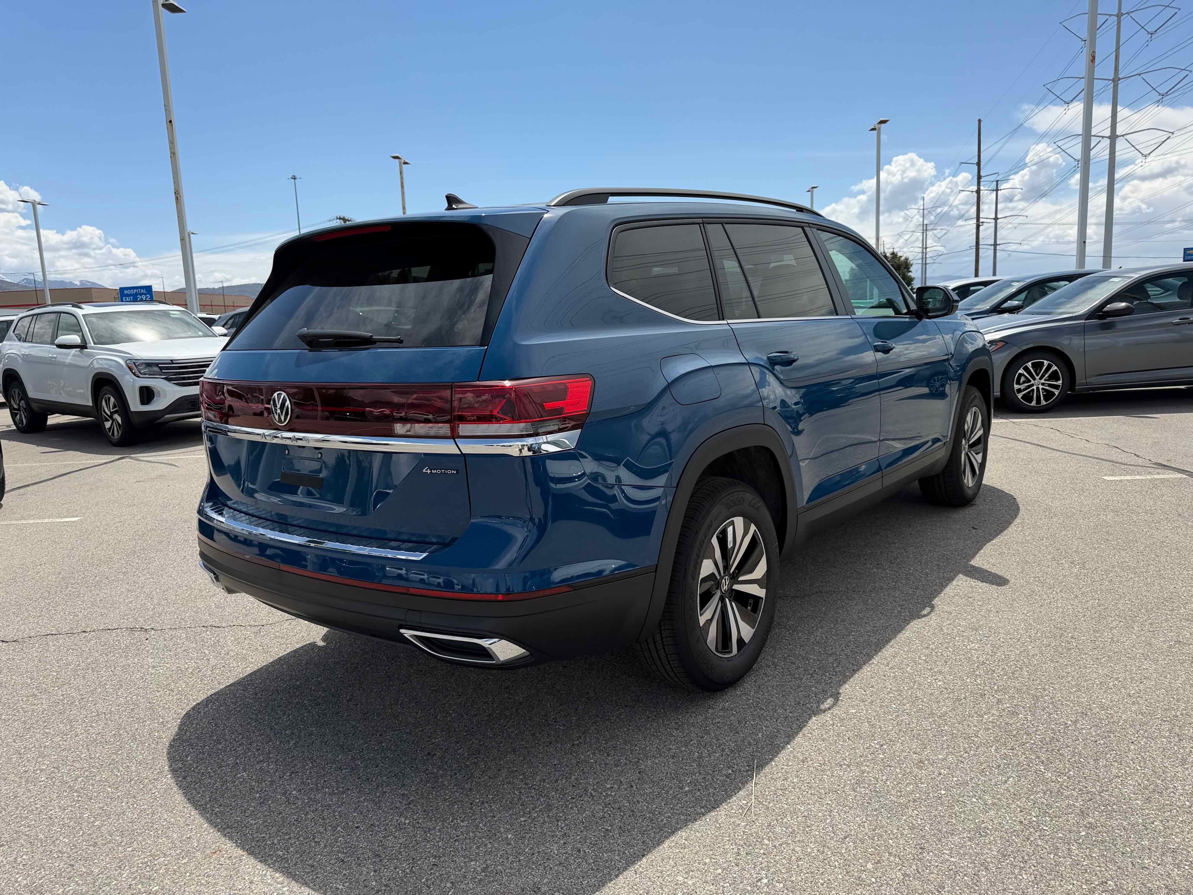 2026 Volkswagen Atlas 2.0T SE