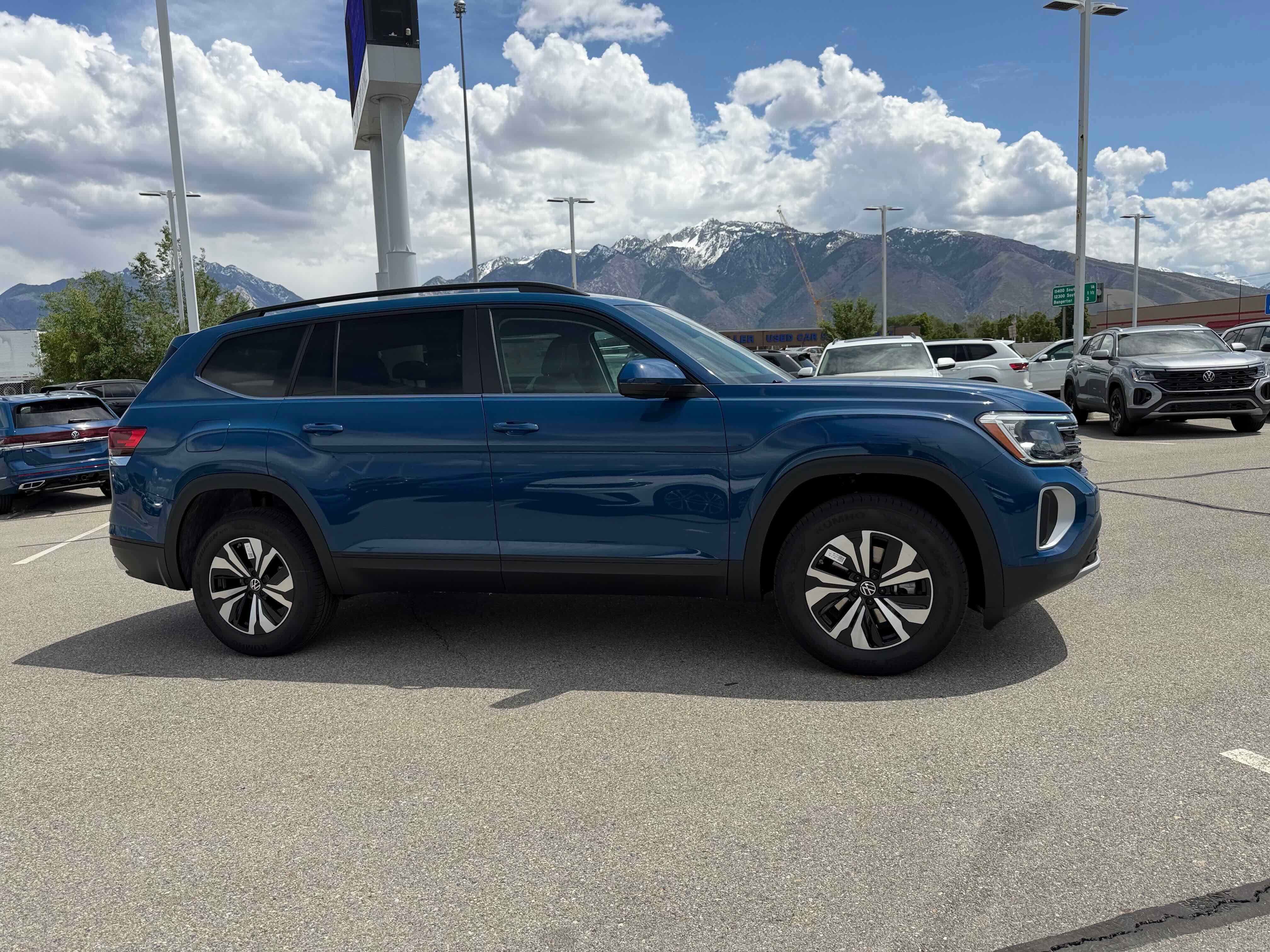 2026 Volkswagen Atlas 2.0T SE
