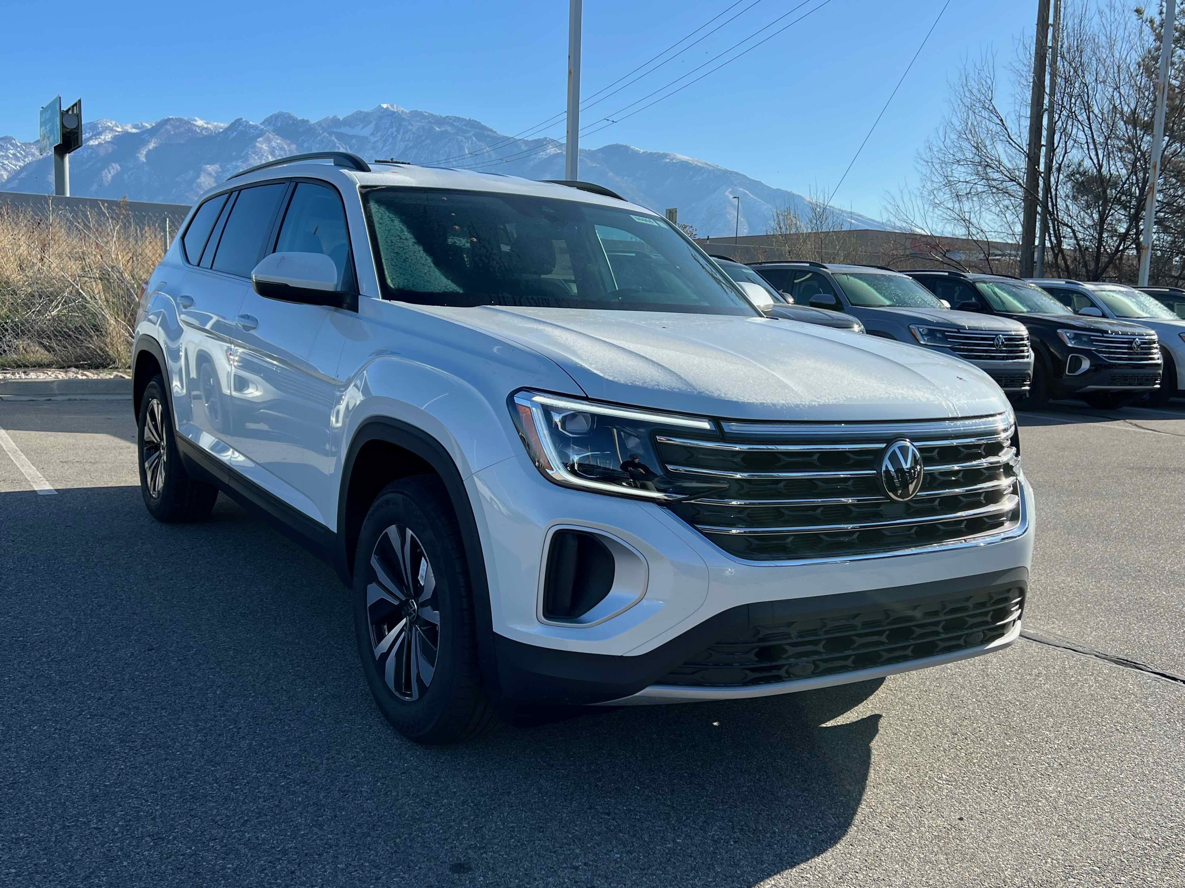 2026 Volkswagen Atlas 2.0T SE