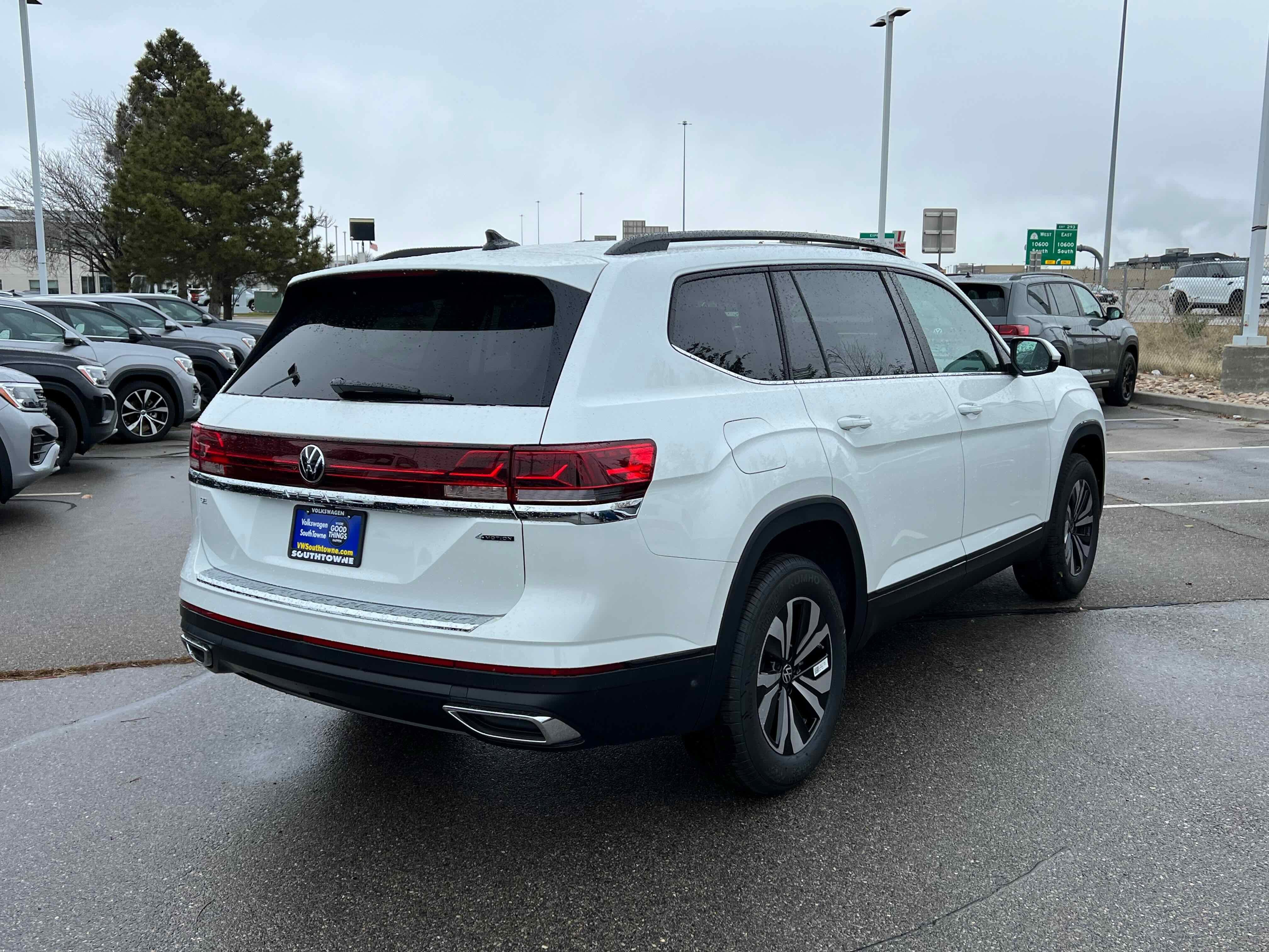 2026 Volkswagen Atlas 2.0T SE