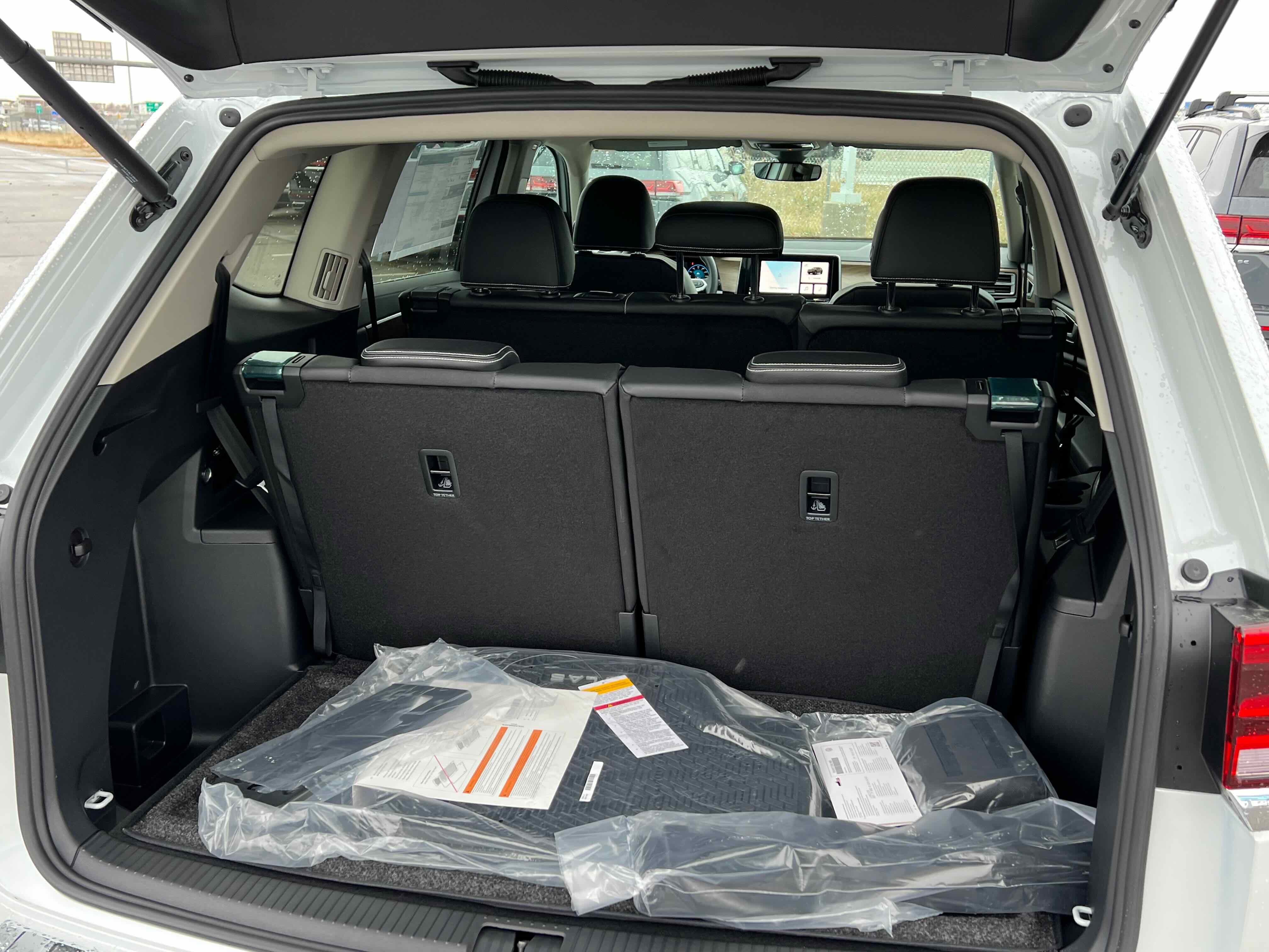 2026 Volkswagen Atlas 2.0T SE