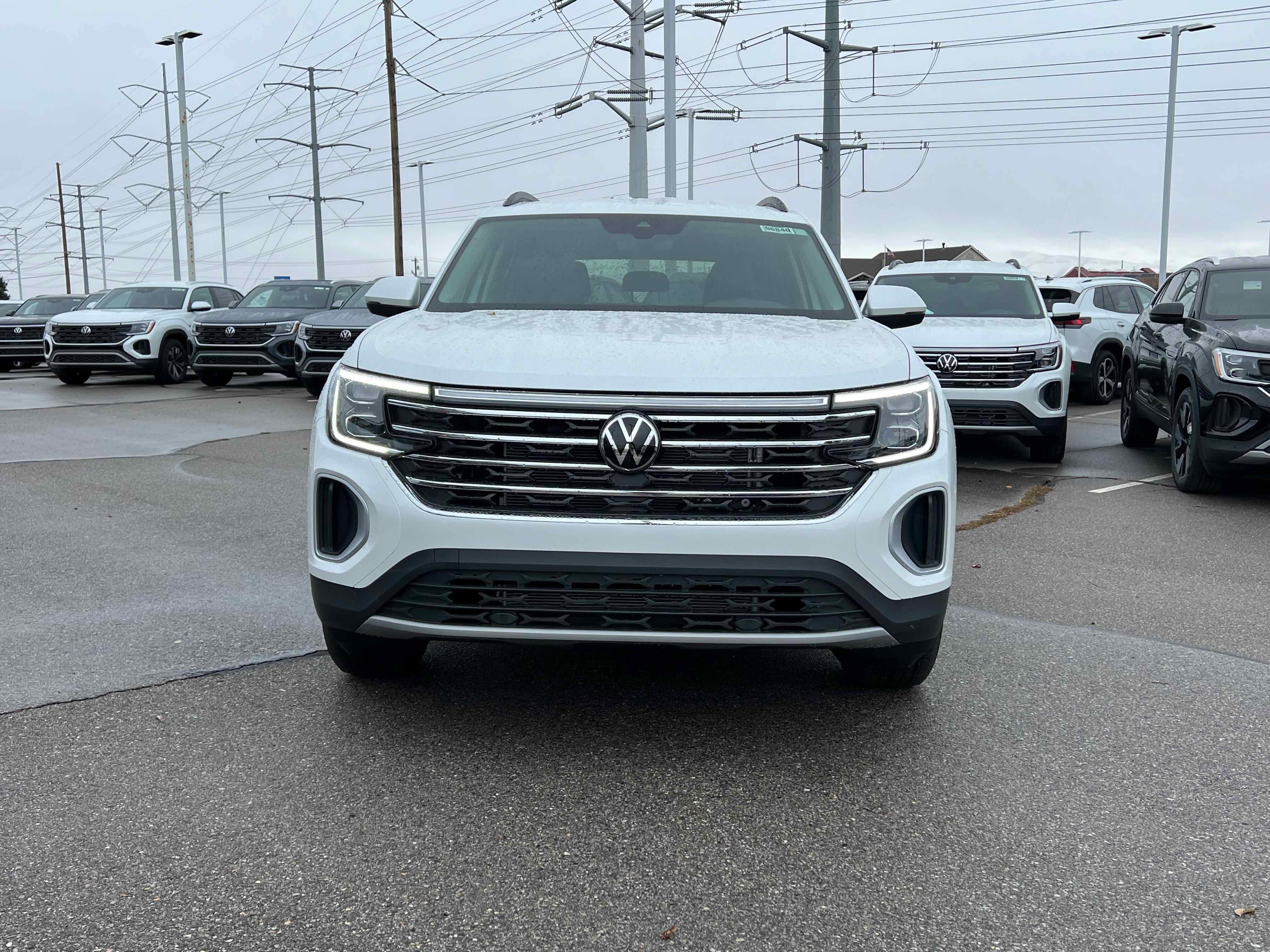 2026 Volkswagen Atlas 2.0T SE