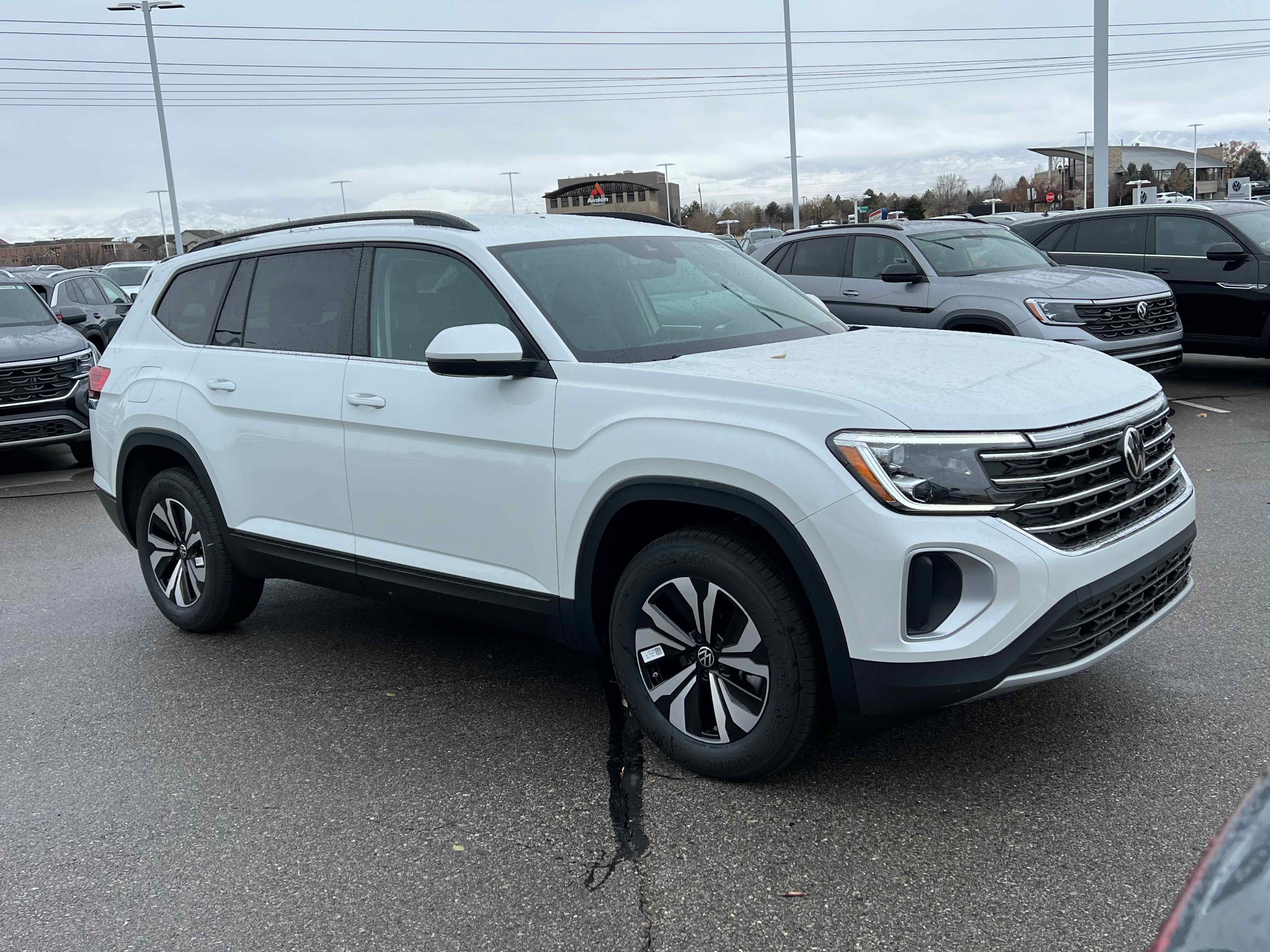 2026 Volkswagen Atlas 2.0T SE