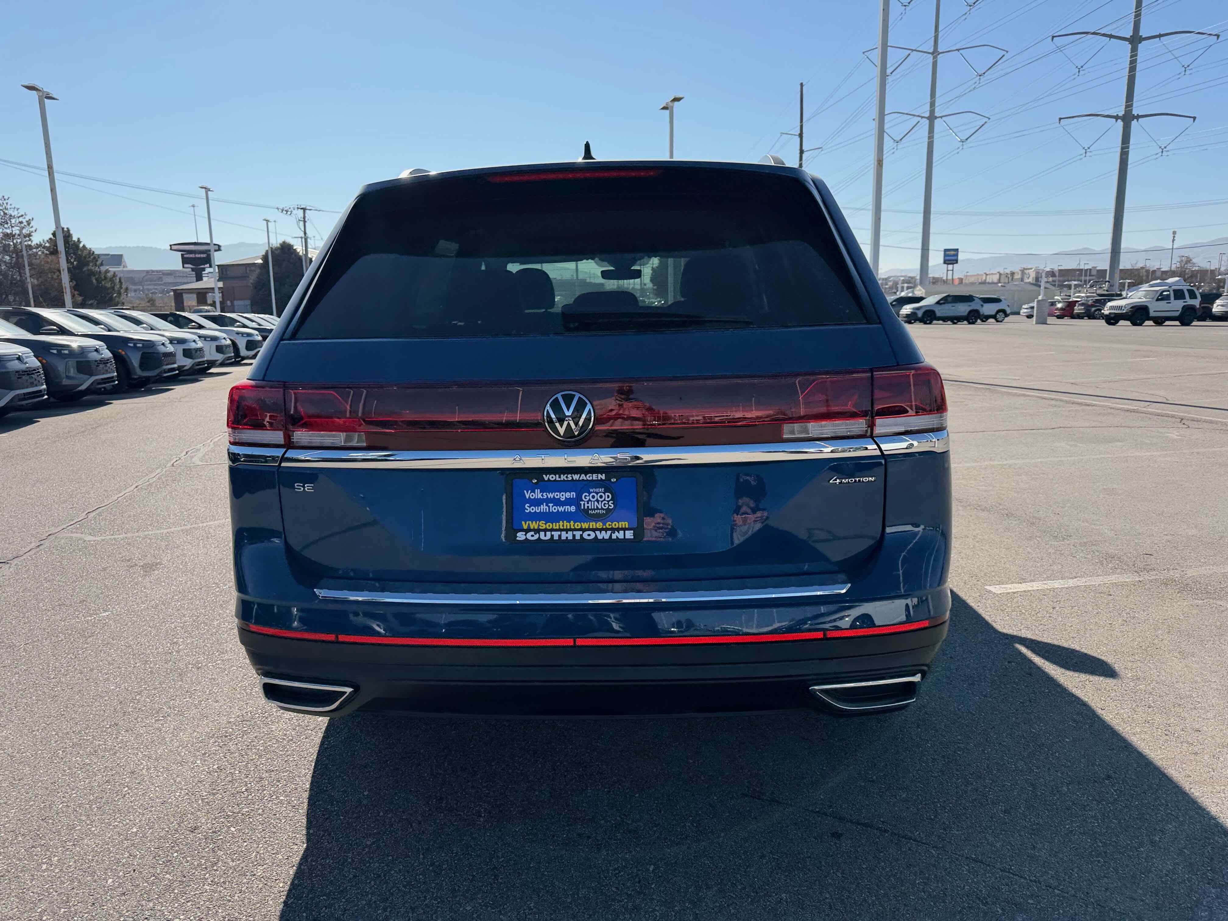 2026 Volkswagen Atlas 2.0T SE