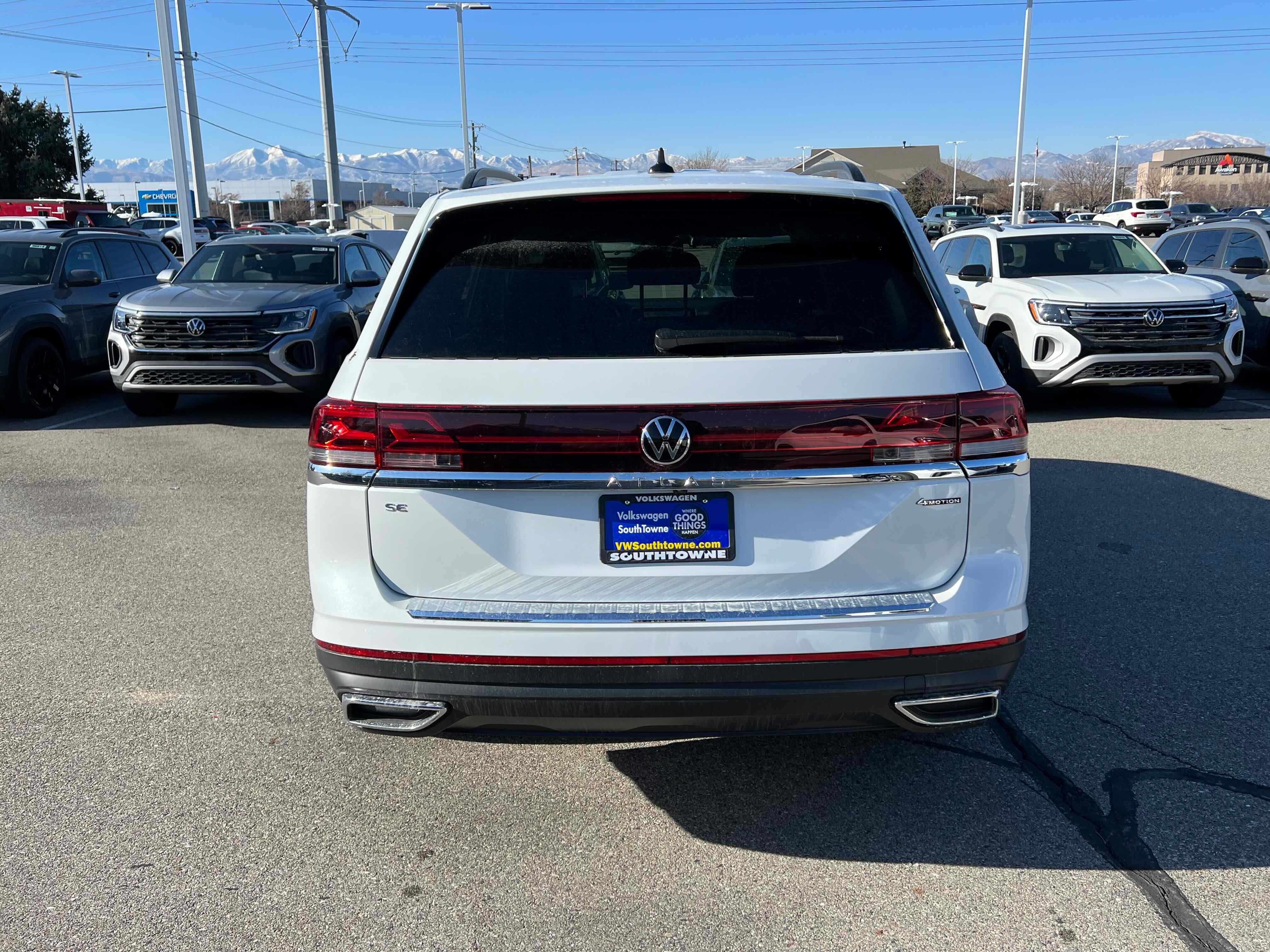 2026 Volkswagen Atlas 2.0T SE