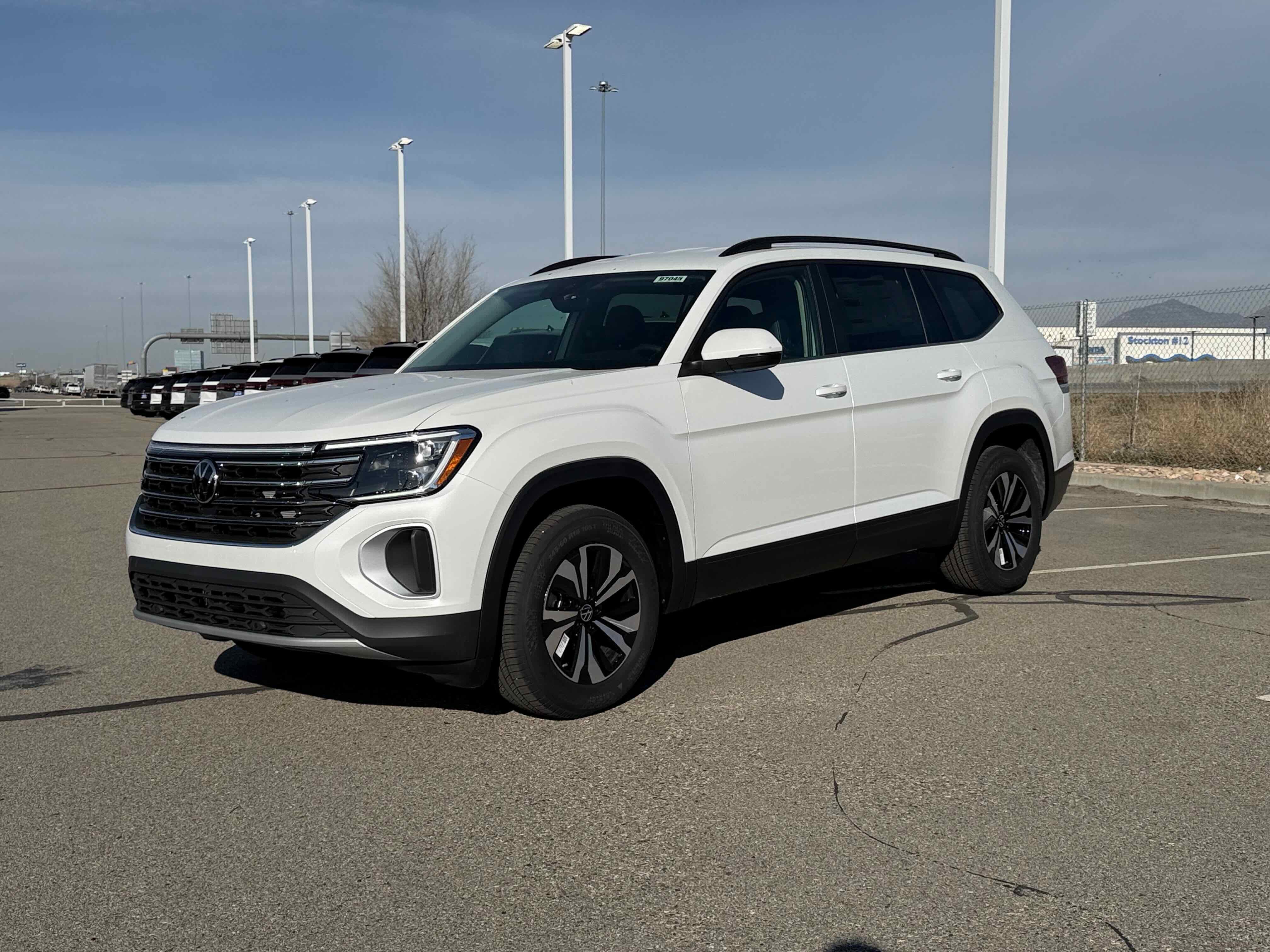 2026 Volkswagen Atlas 2.0T SE