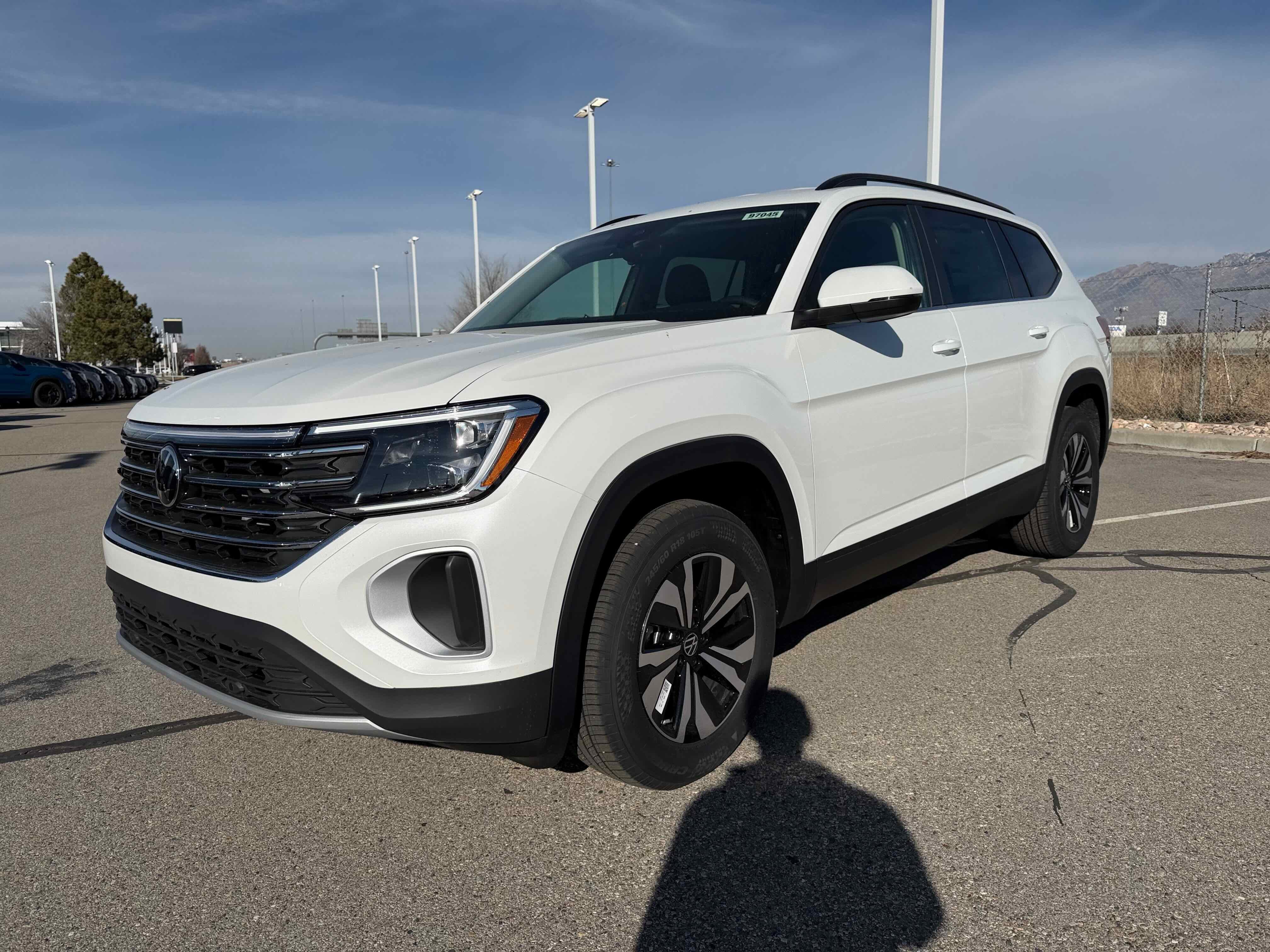 2026 Volkswagen Atlas 2.0T SE