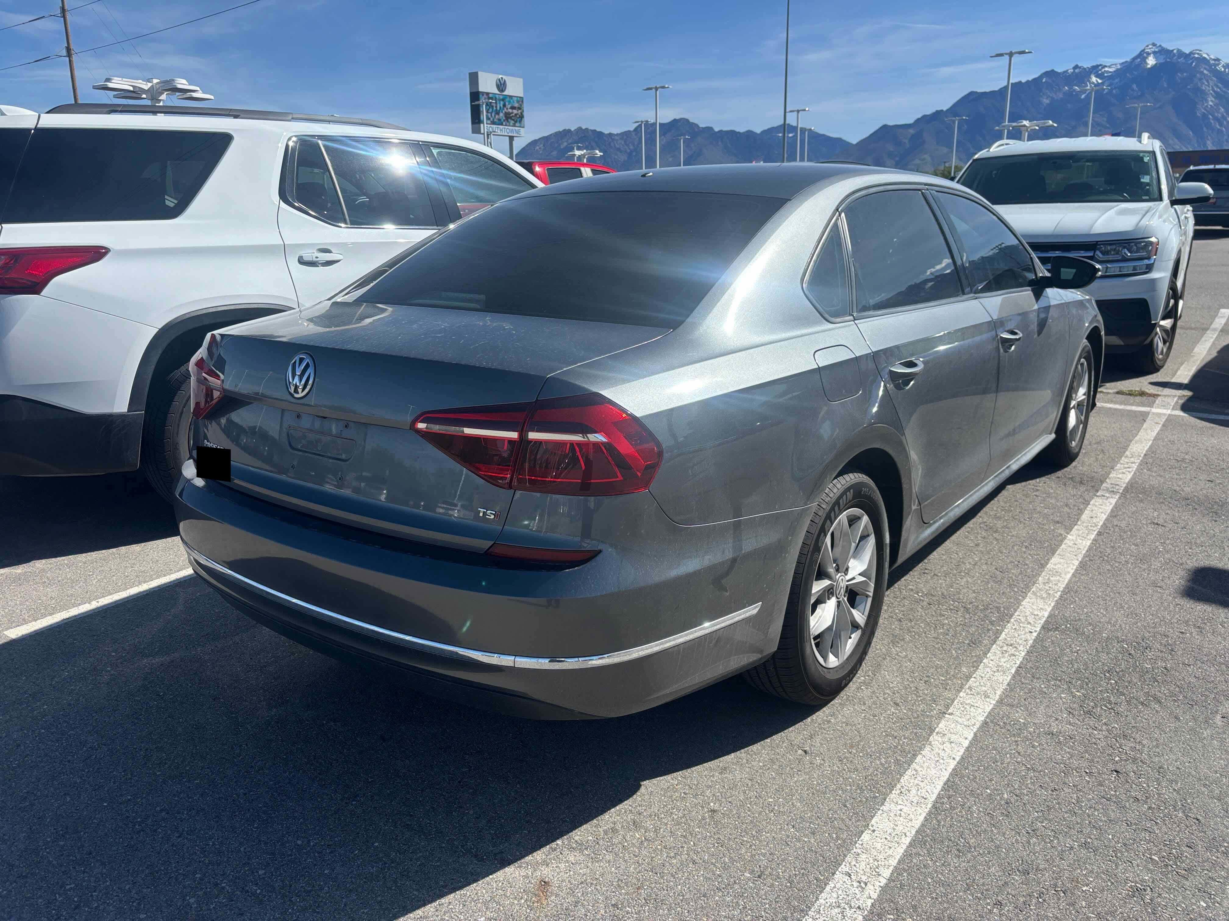 2018 Volkswagen Passat 2.0T S