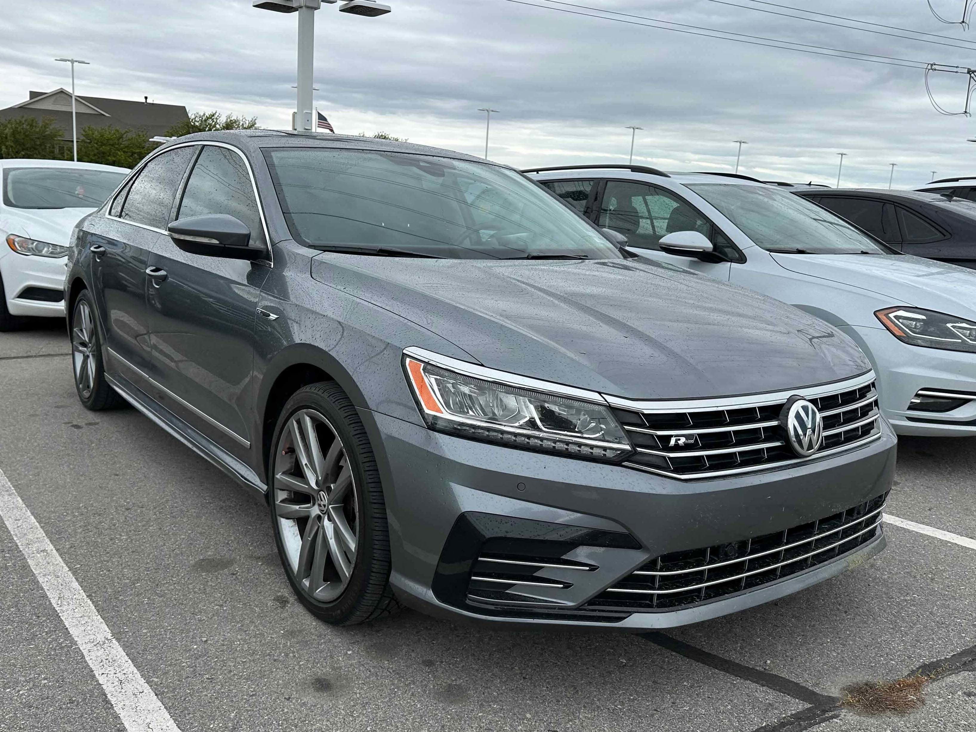2019 Volkswagen Passat 2.0T SE R-Line