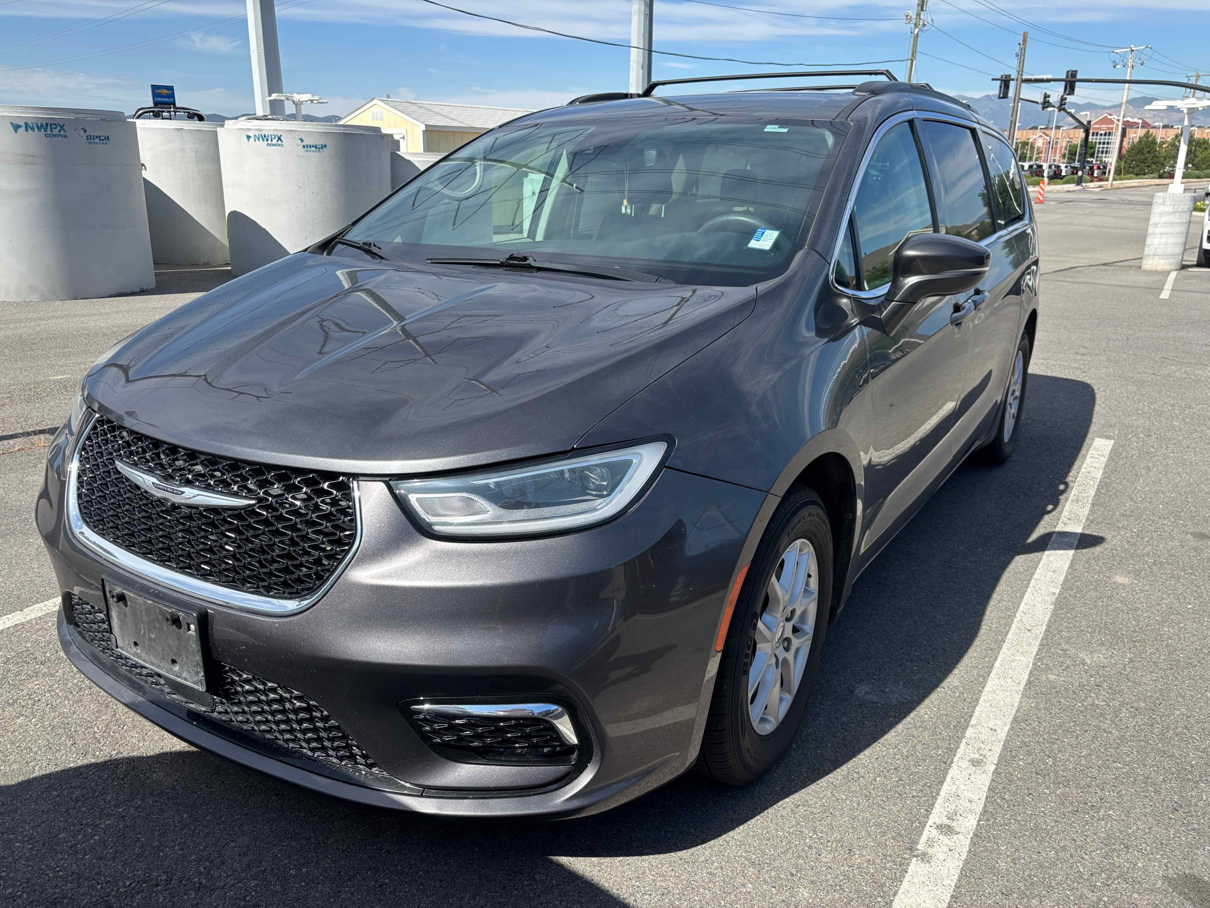 2022 Chrysler Pacifica Touring L