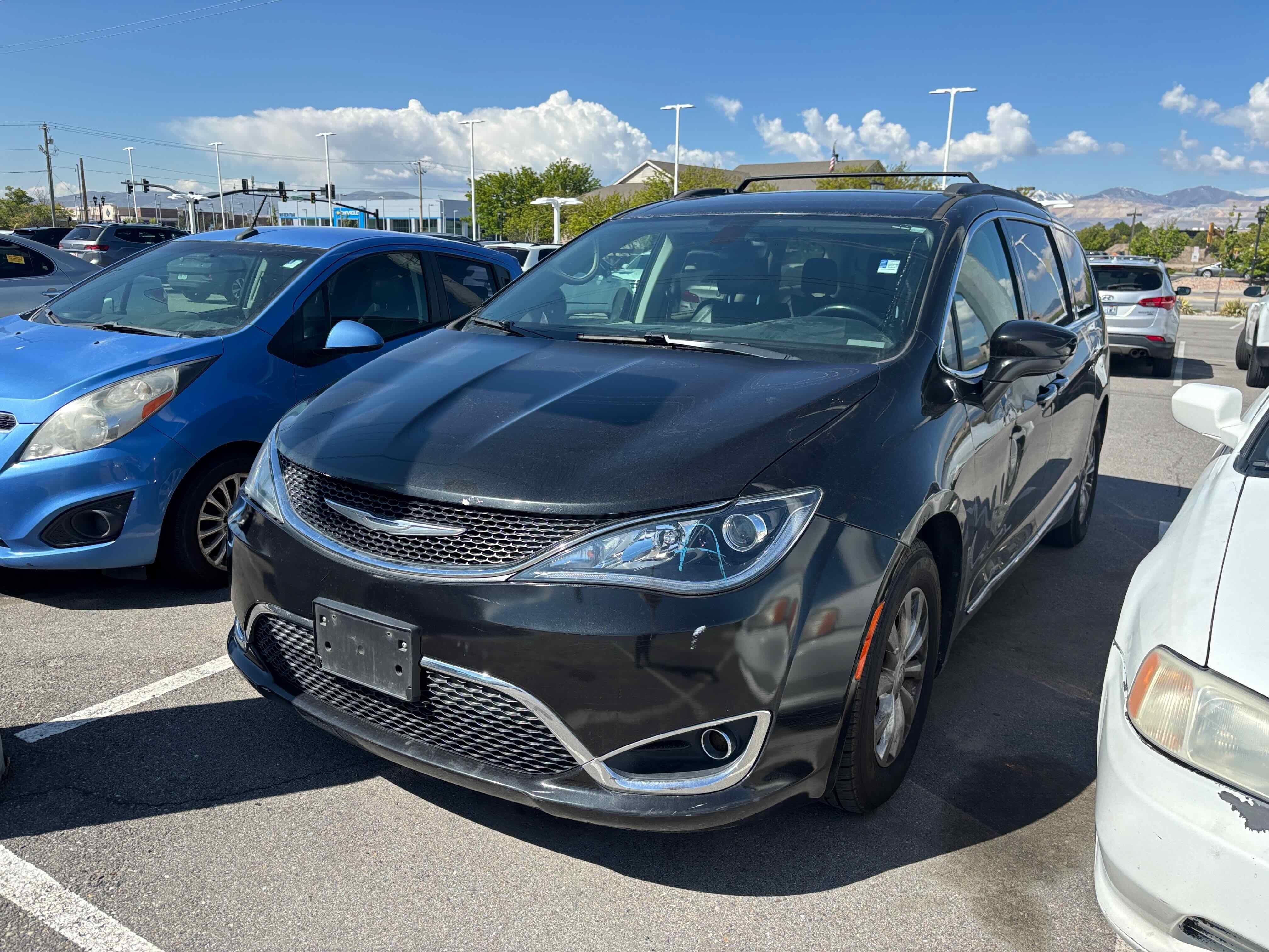 2017 Chrysler Pacifica Touring-L