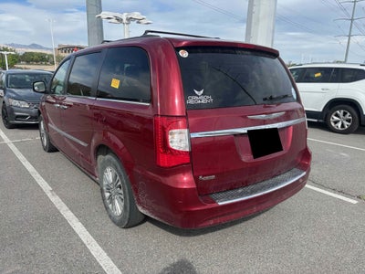 2016 Chrysler Town & Country Touring-L Anniversary Edition