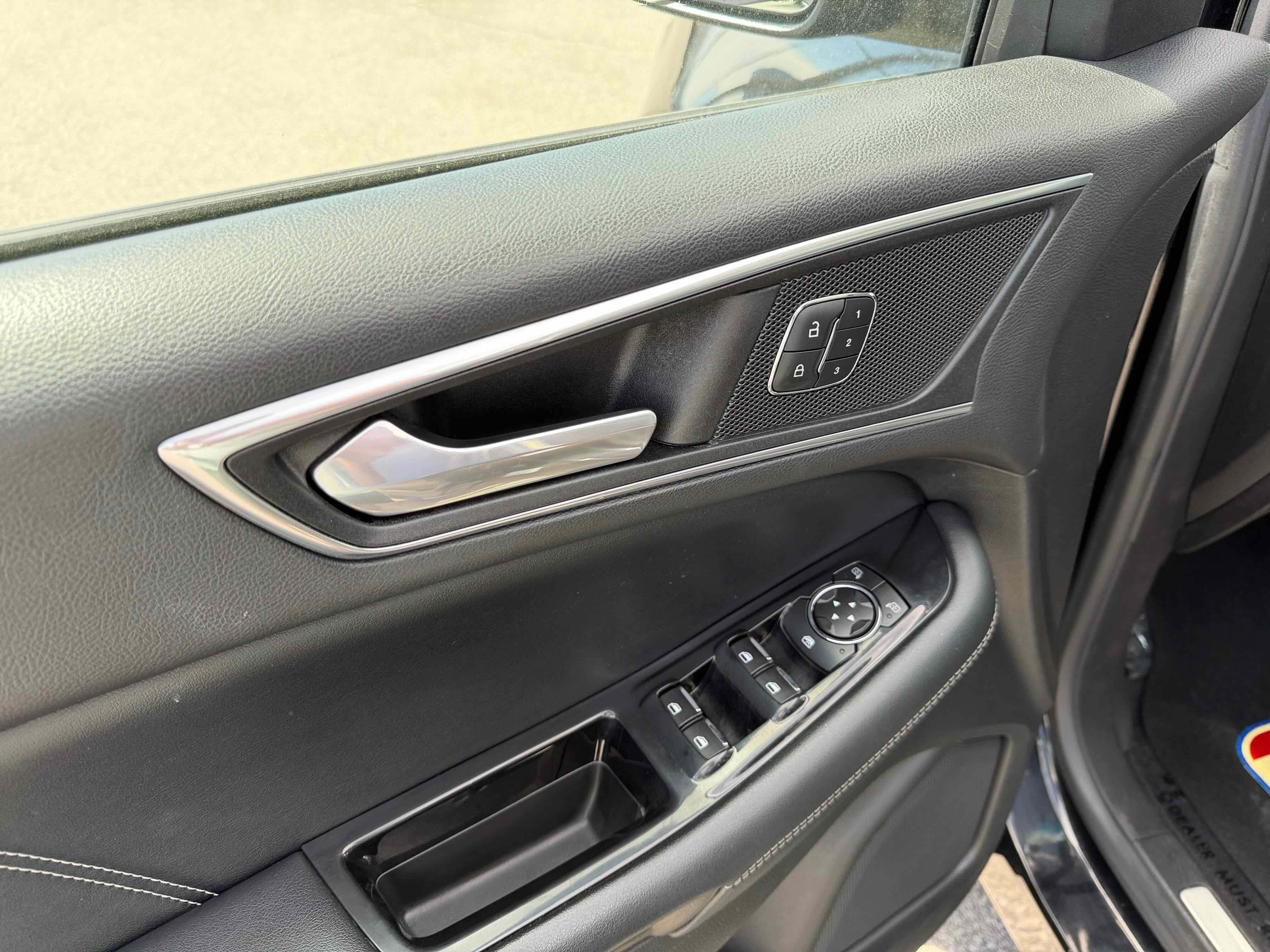 2016 Ford Edge Sport