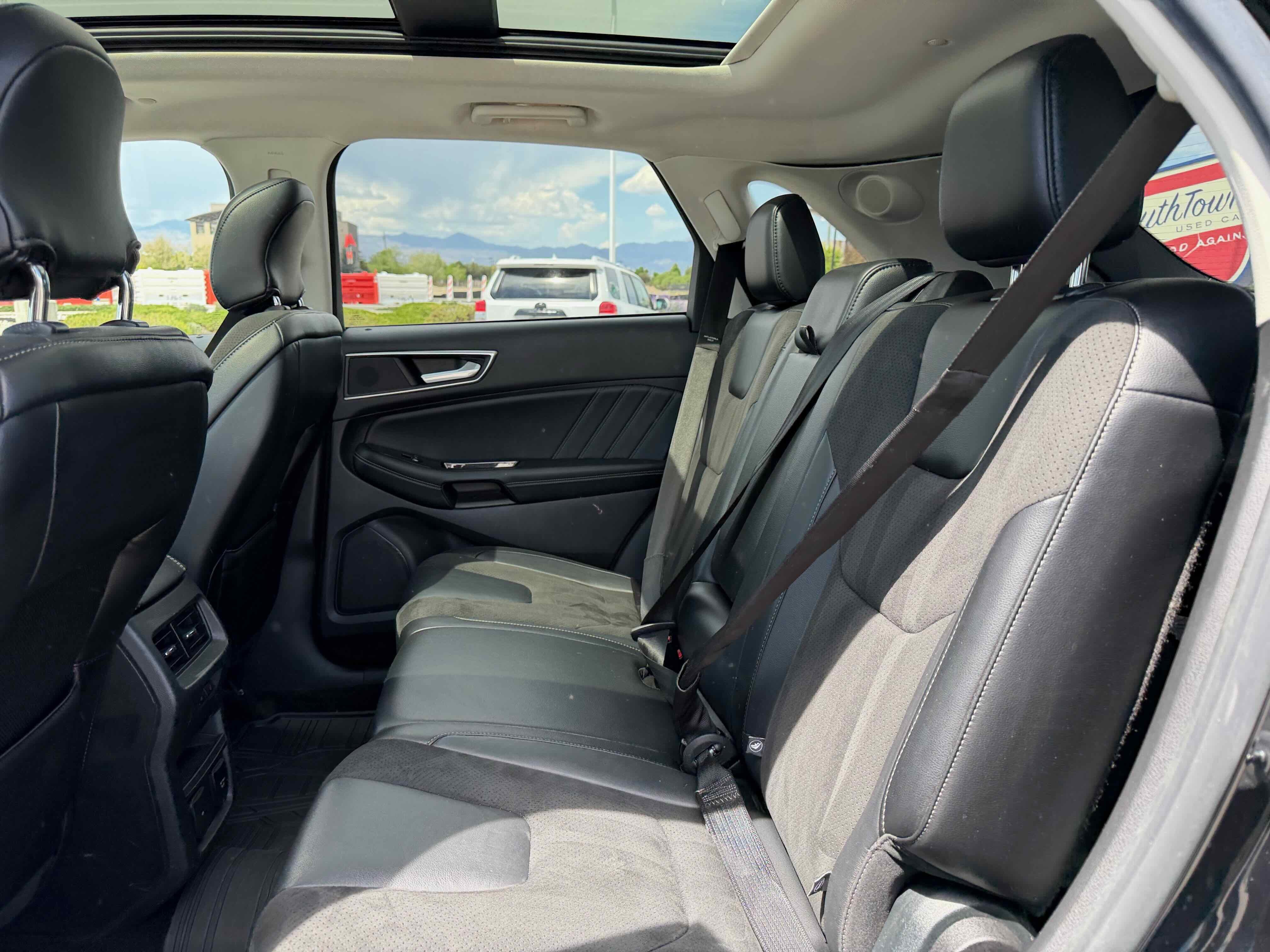 2016 Ford Edge Sport