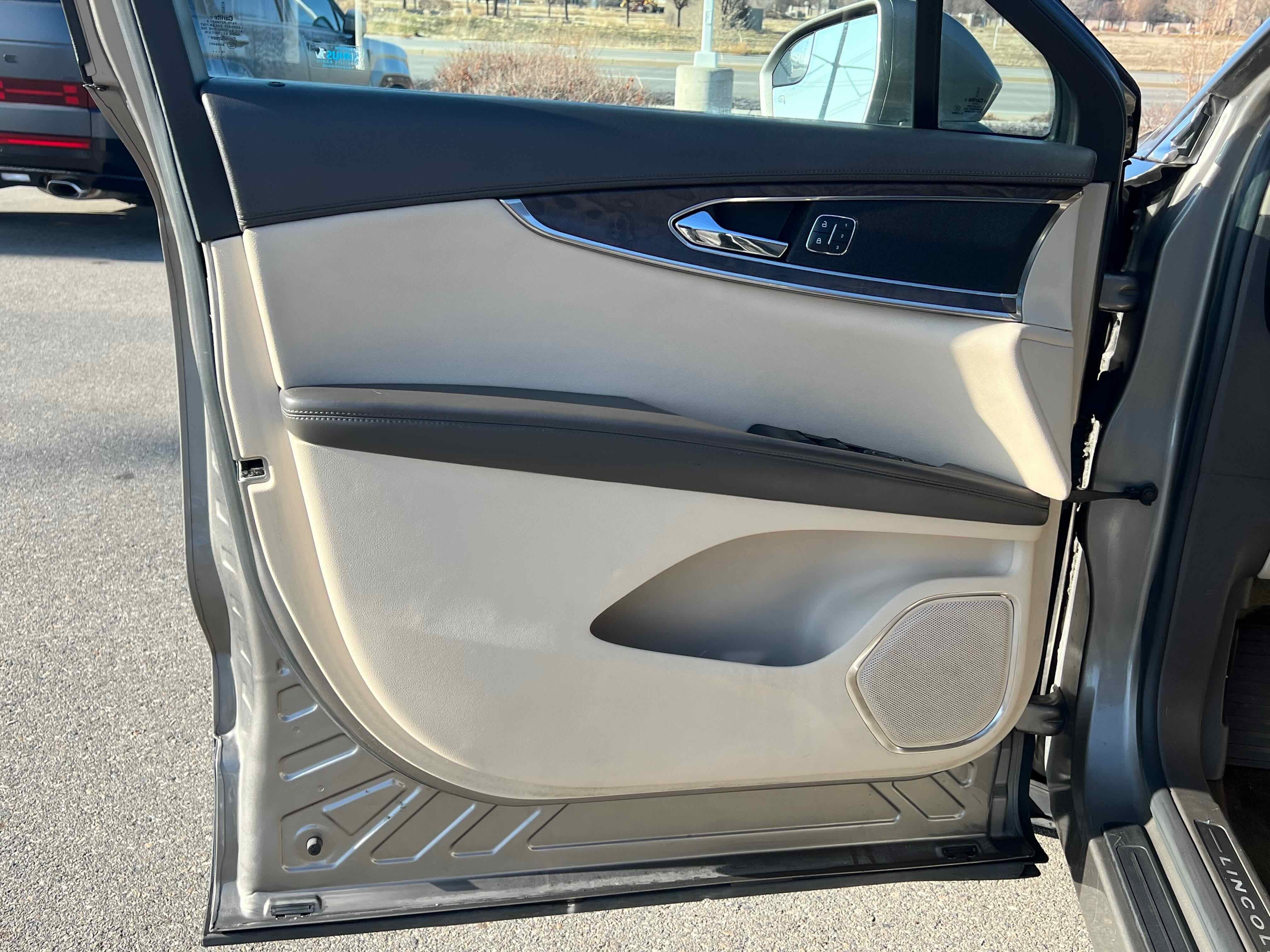 2016 Lincoln MKX Select