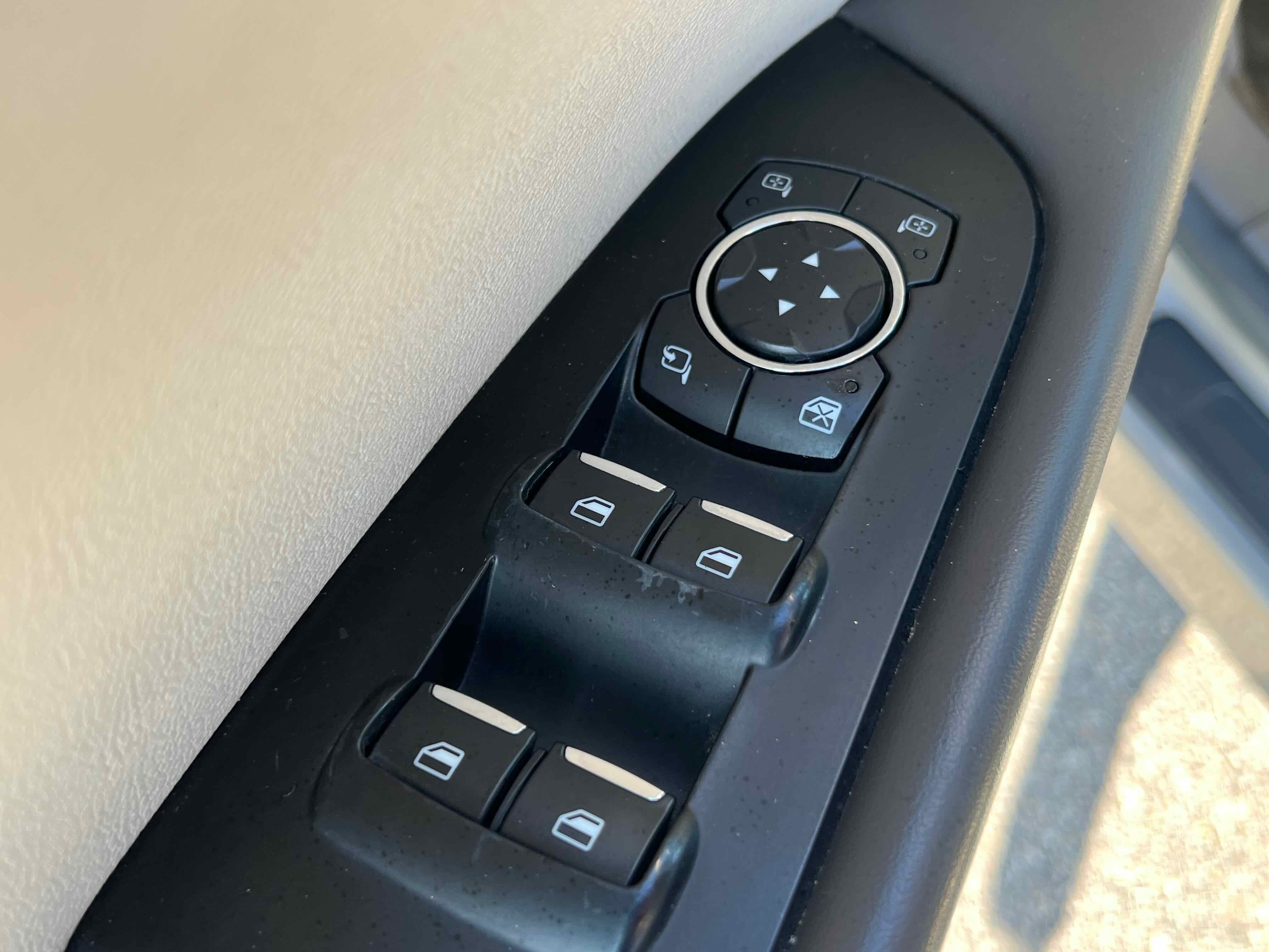 2016 Lincoln MKX Select