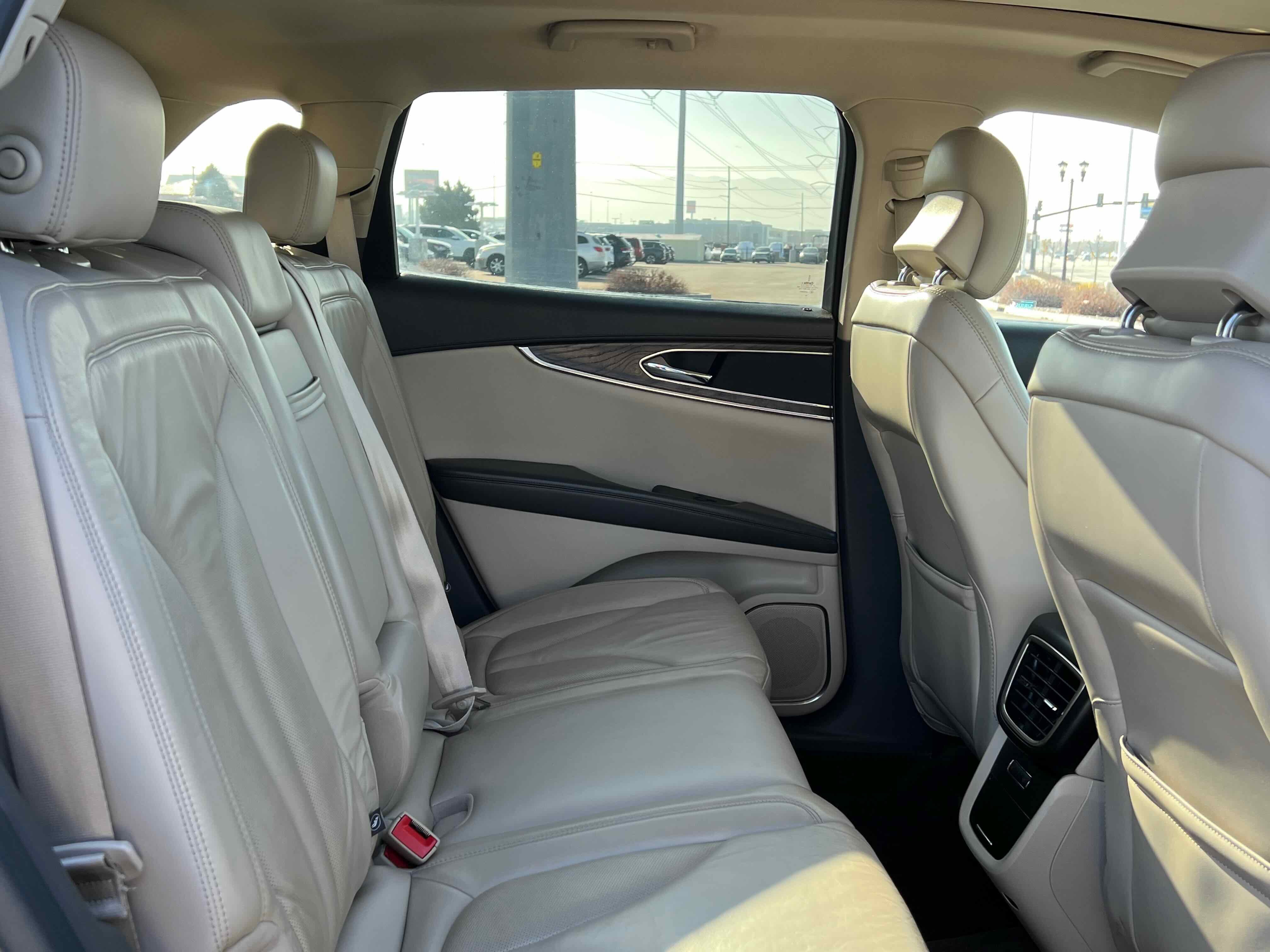 2016 Lincoln MKX Select