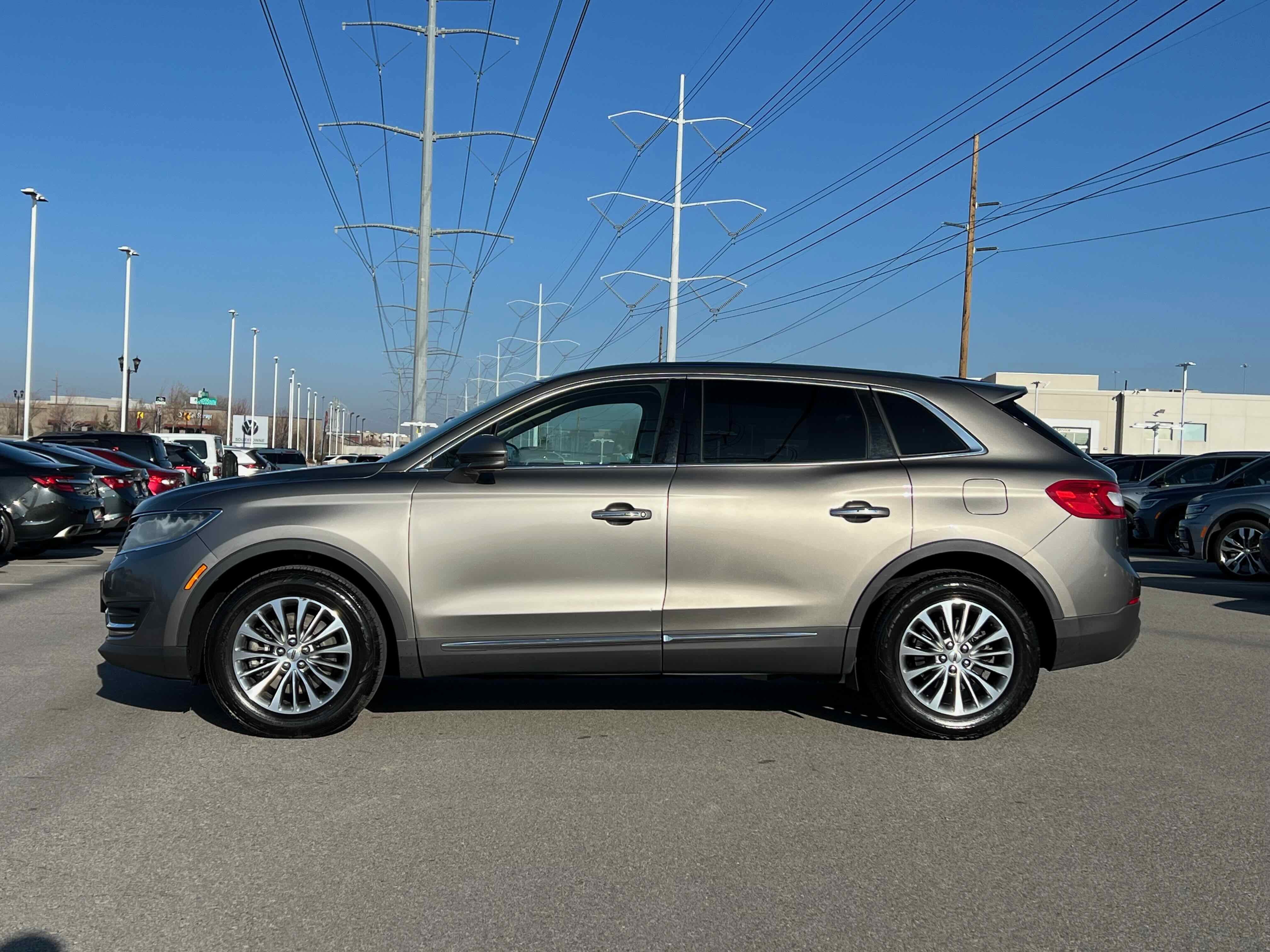 2016 Lincoln MKX Select