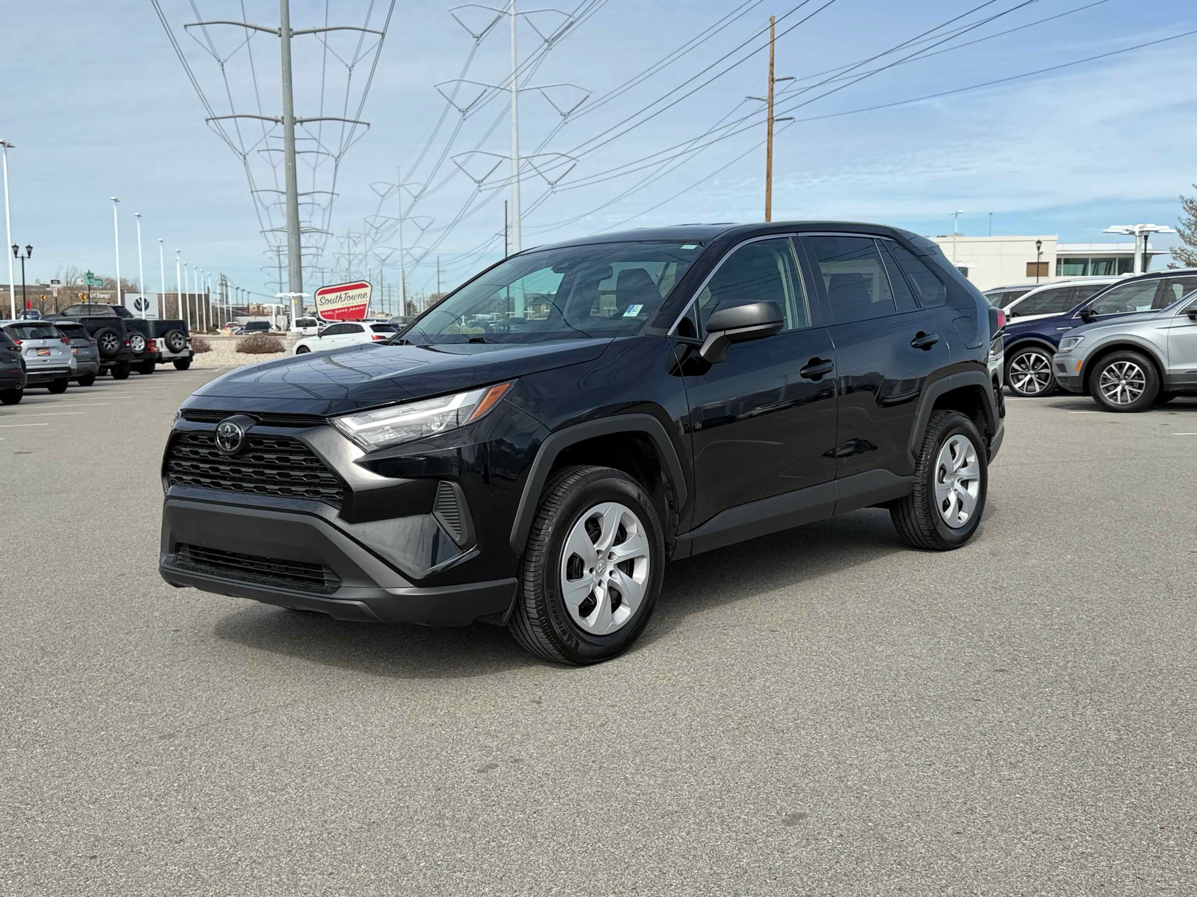 2024 Toyota RAV4 LE