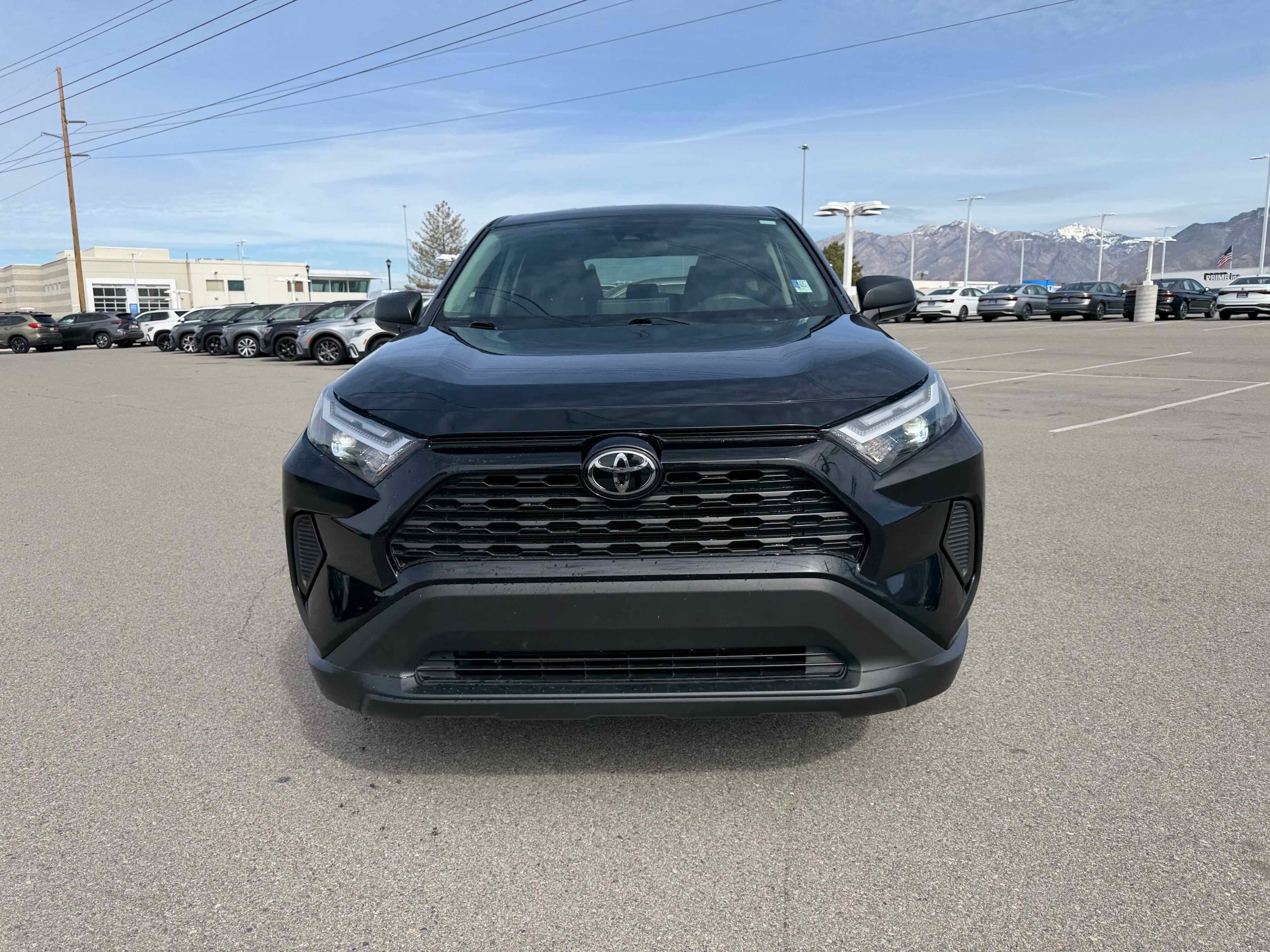 2024 Toyota RAV4 LE