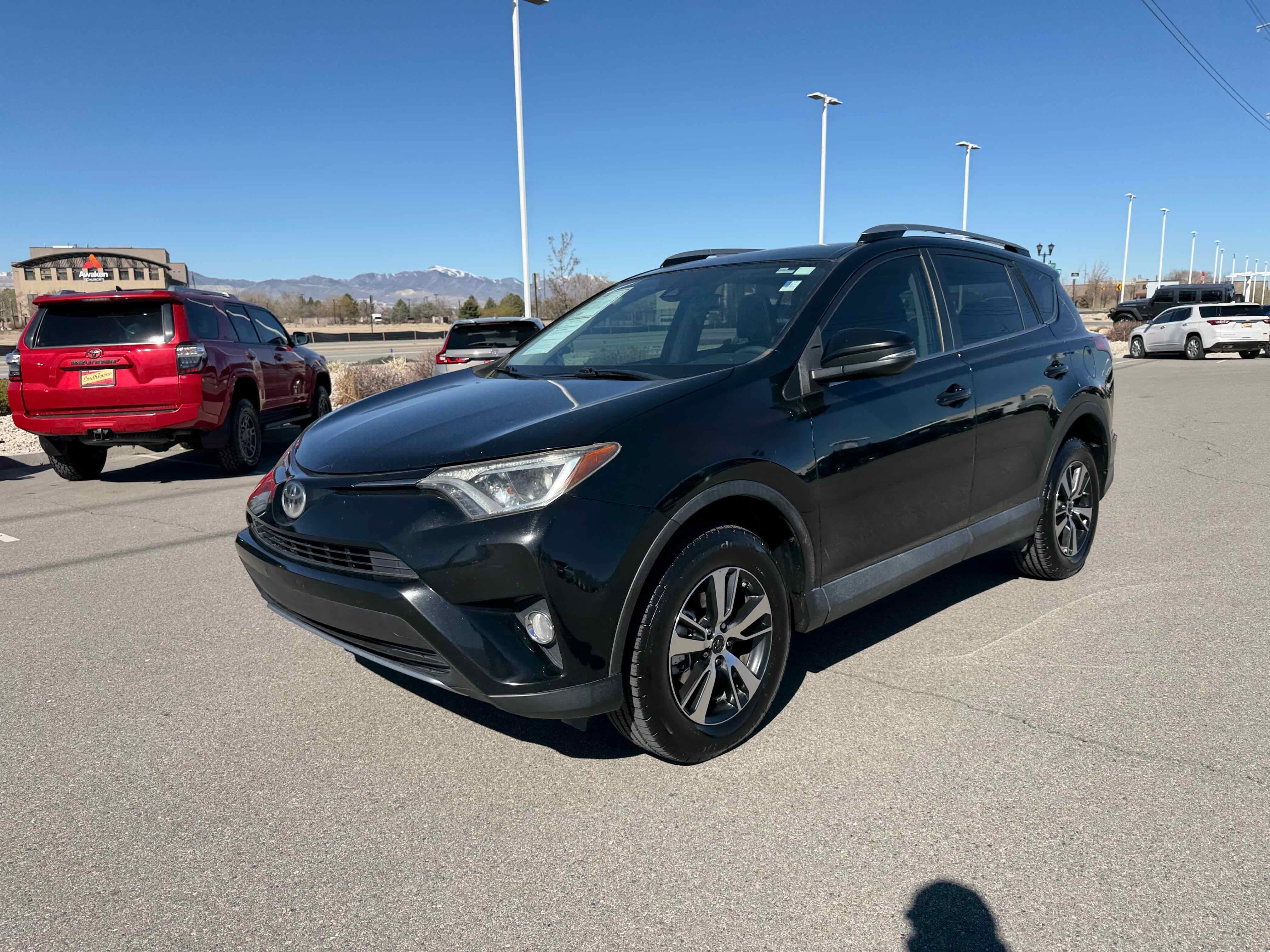 2017 Toyota RAV4 XLE