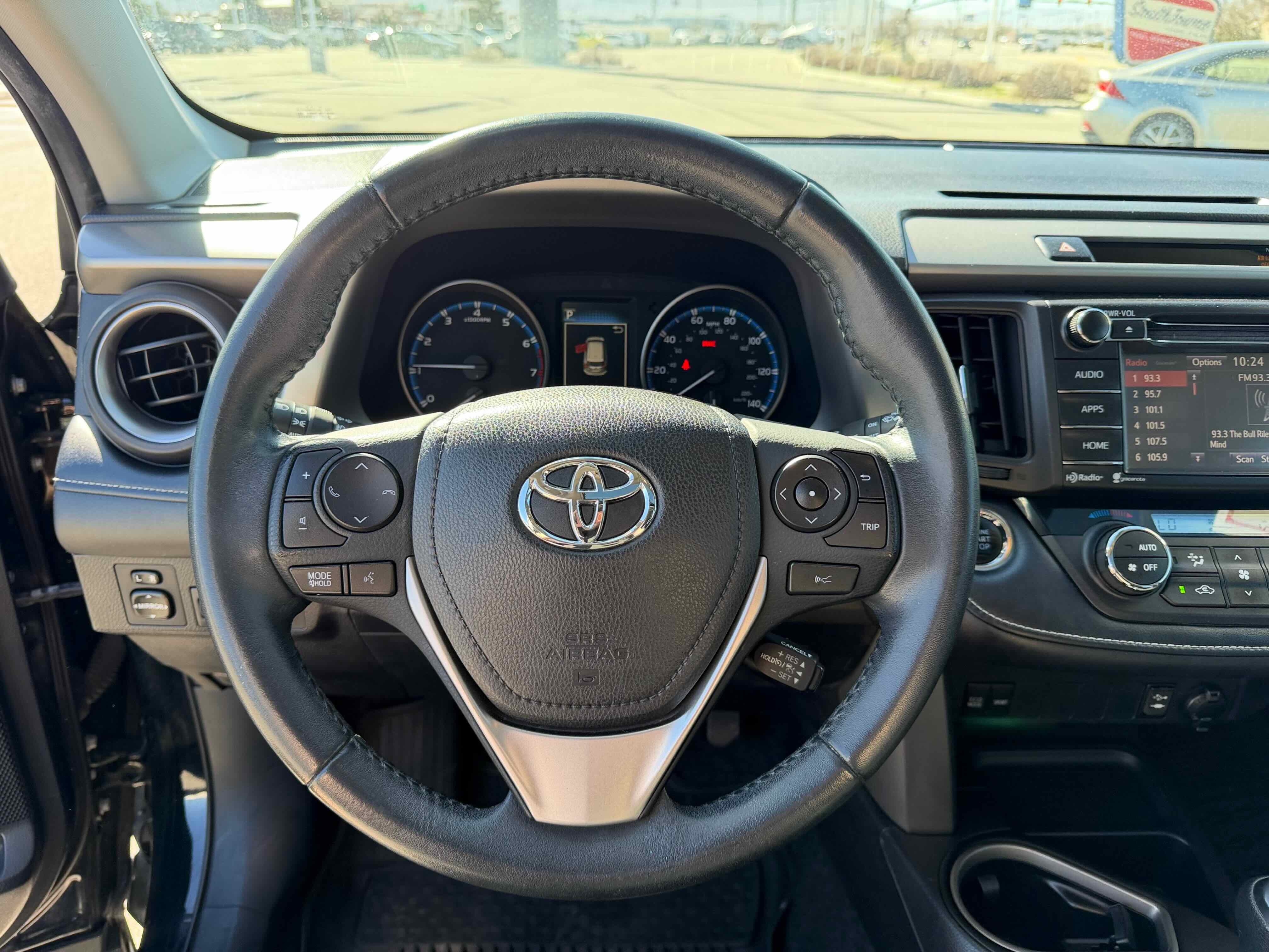 2017 Toyota RAV4 XLE
