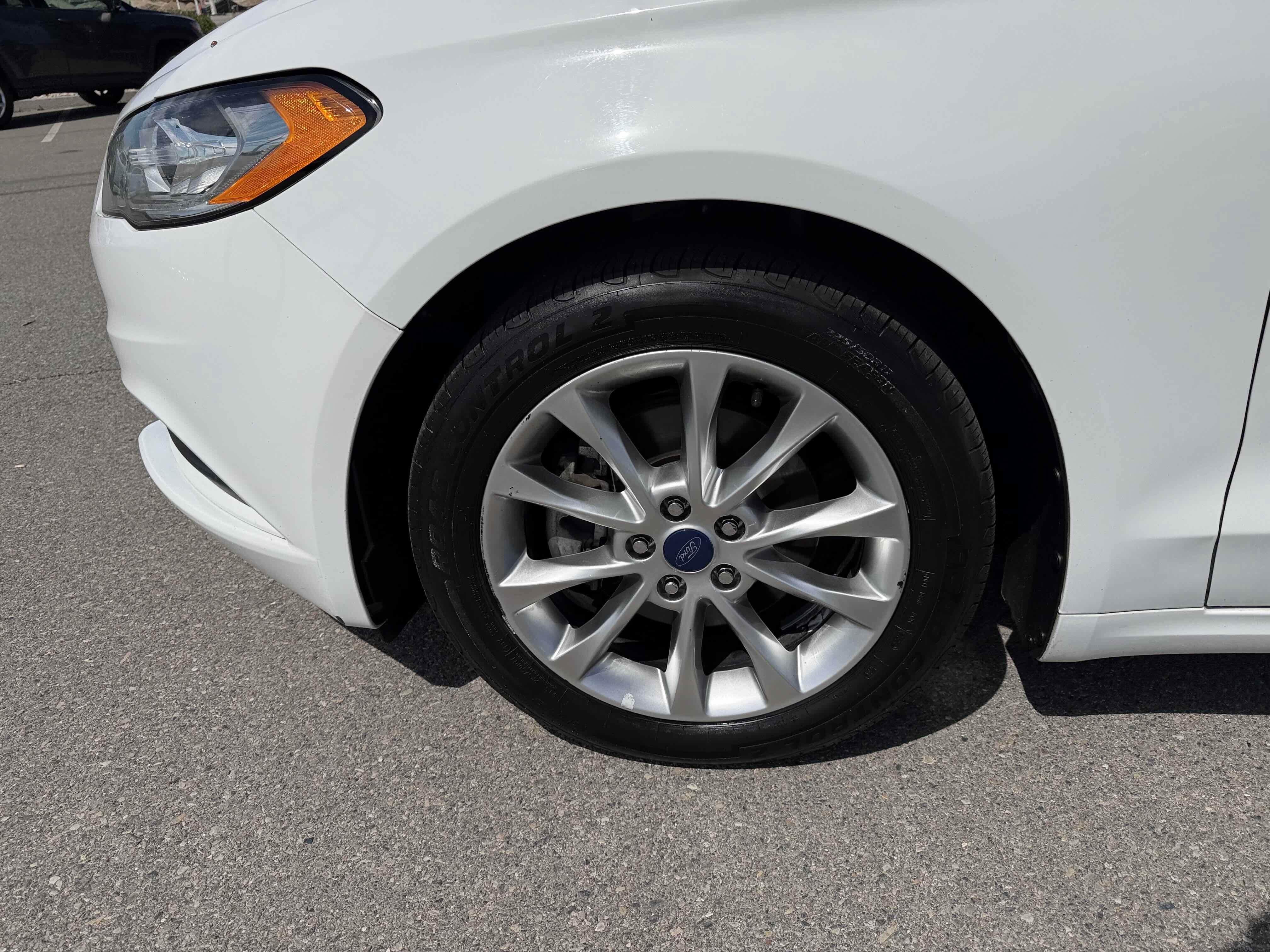 2017 Ford Fusion Hybrid SE