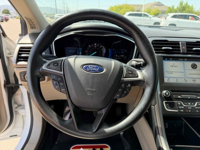 2017 Ford Fusion Hybrid SE