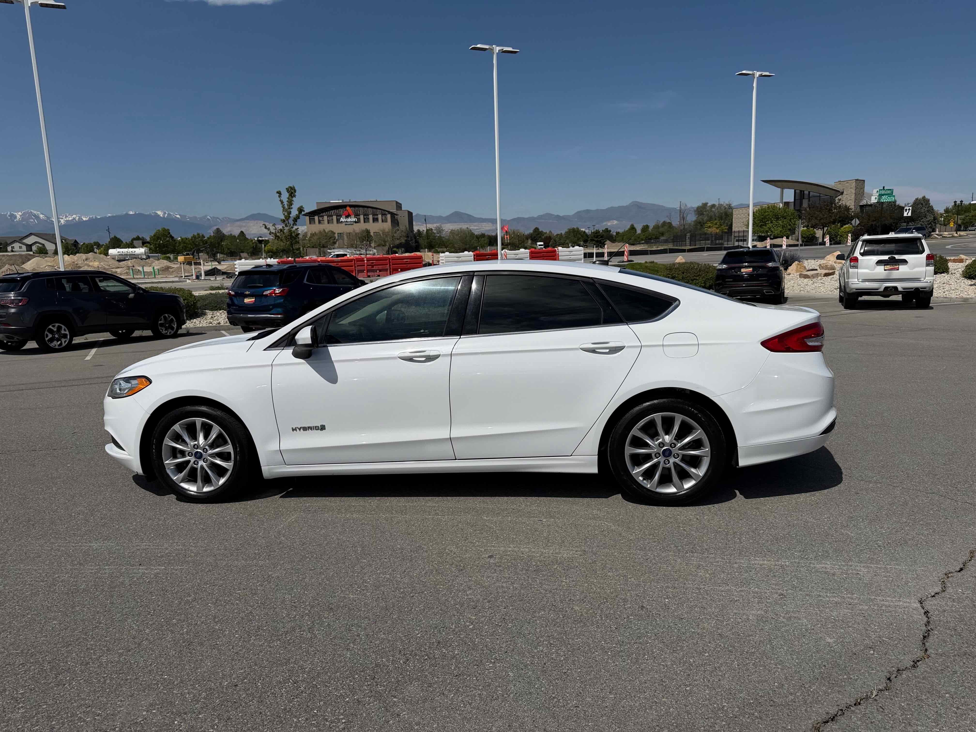 2017 Ford Fusion Hybrid SE