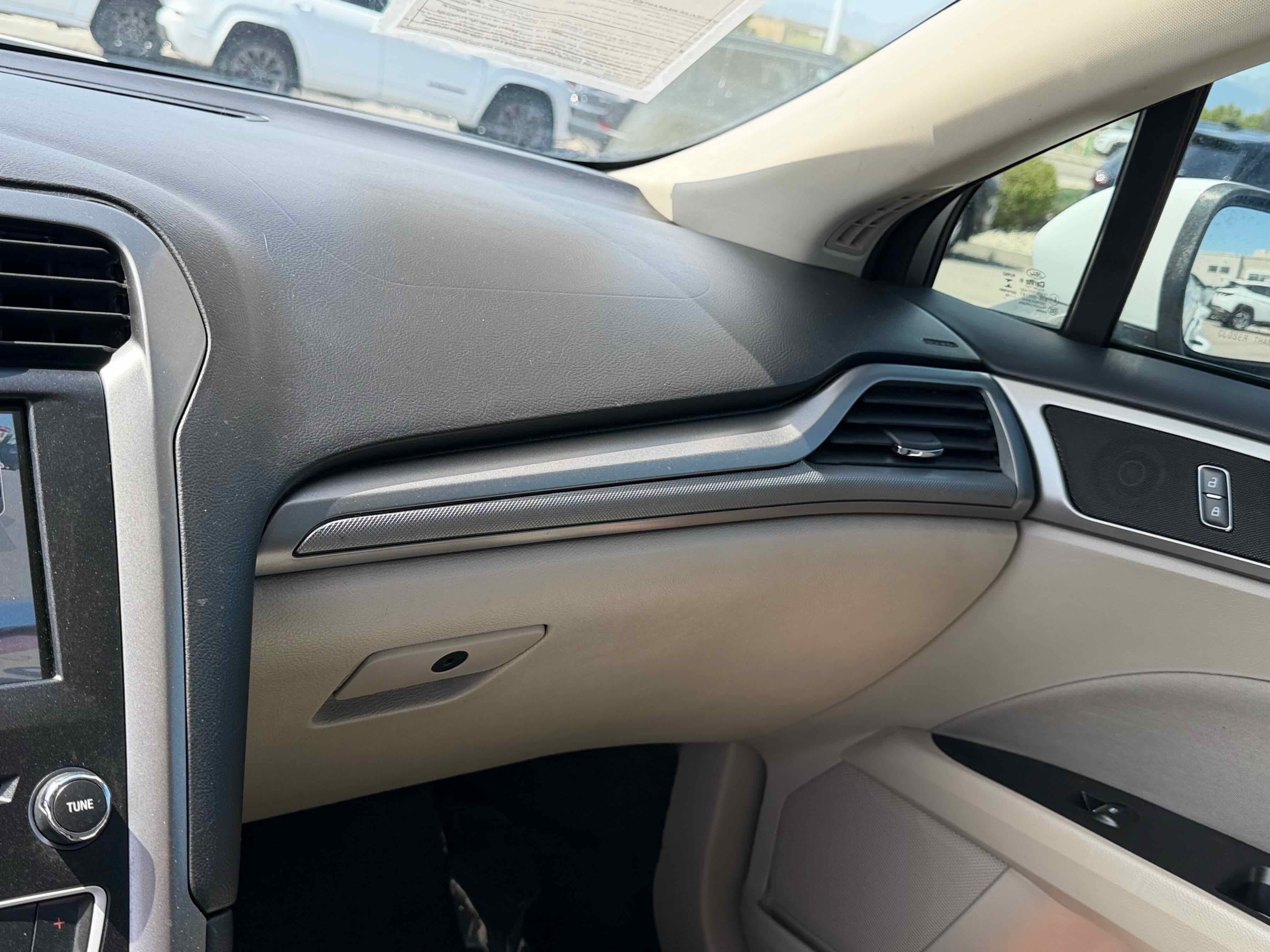 2017 Ford Fusion Hybrid SE
