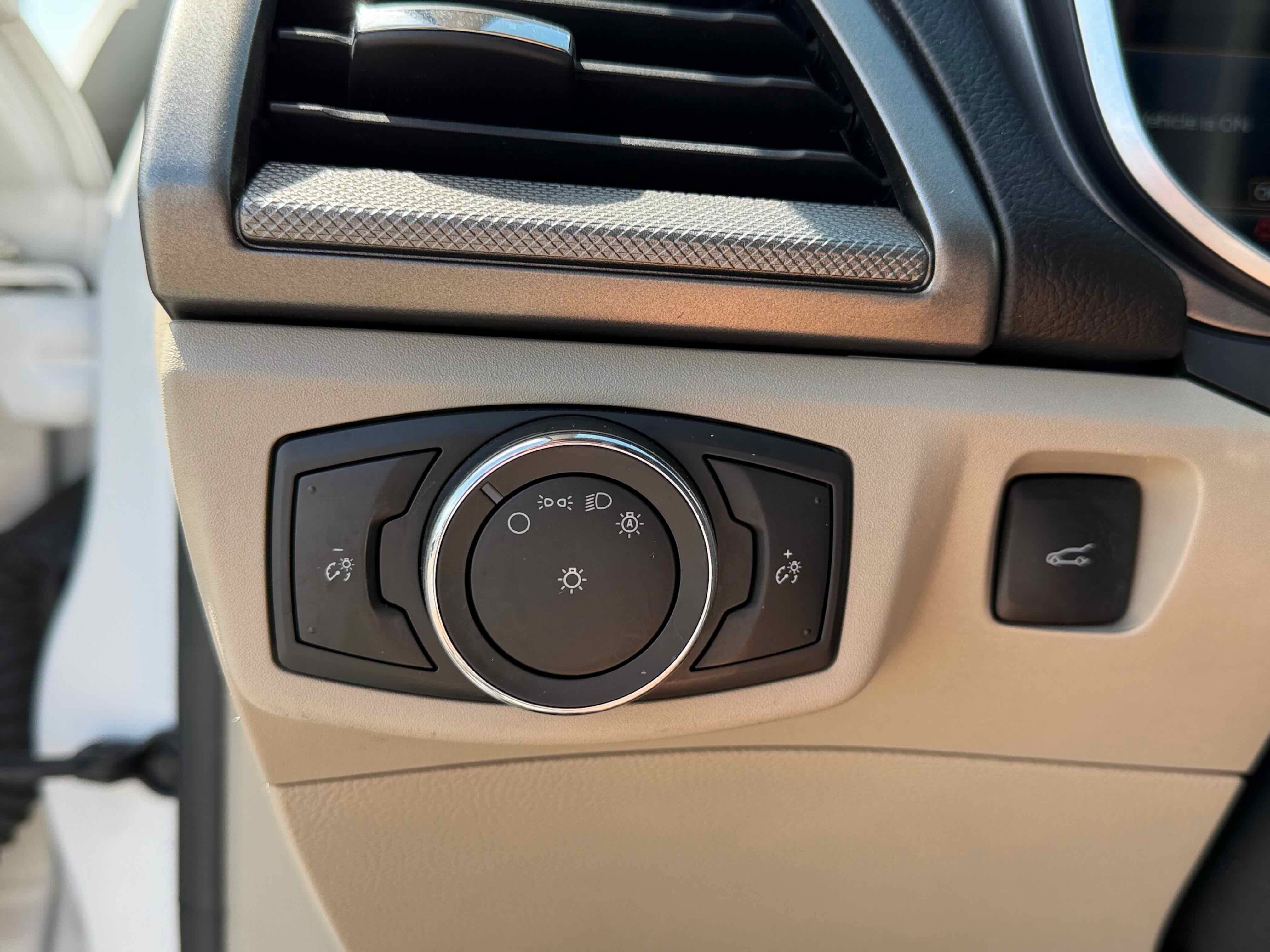 2017 Ford Fusion Hybrid SE