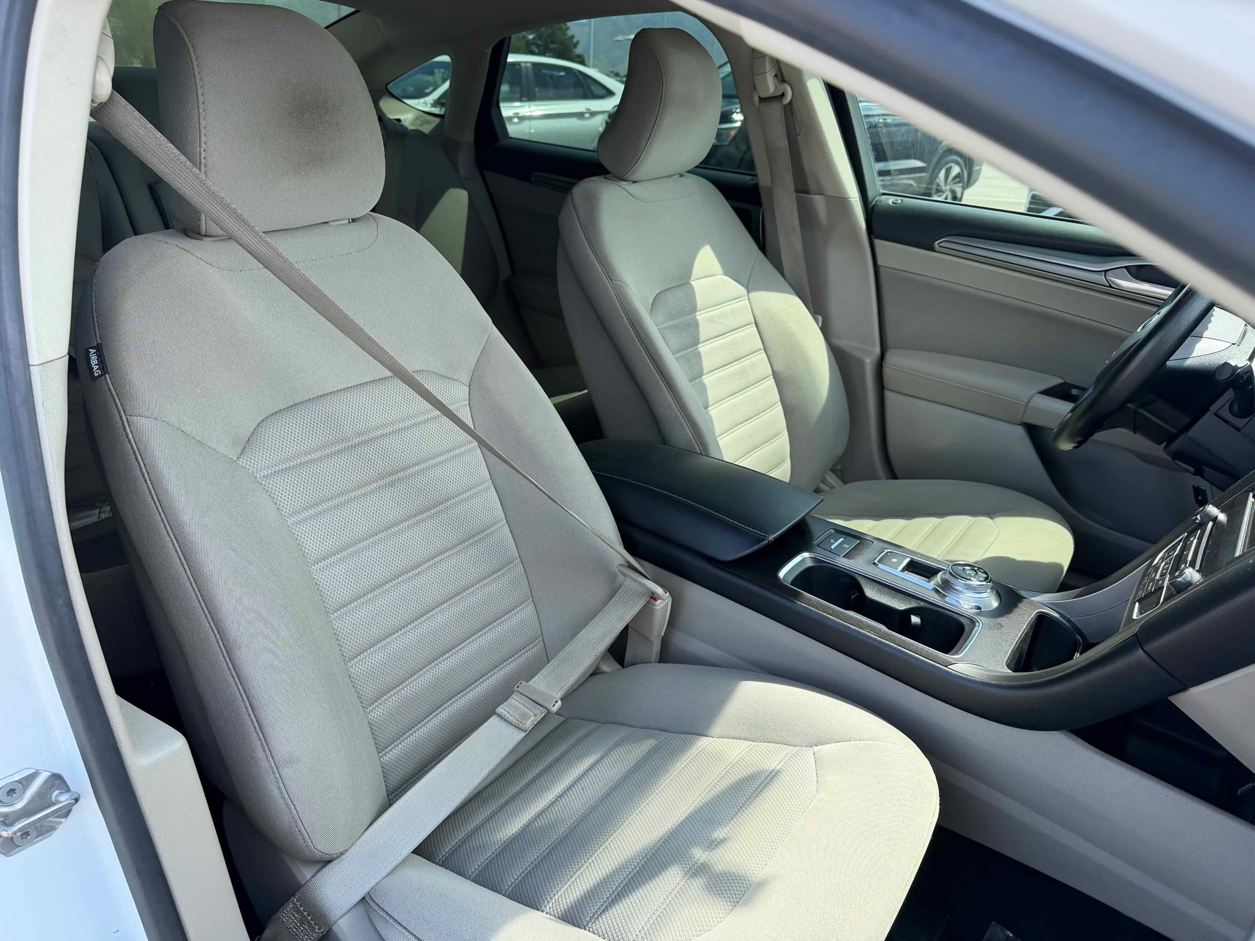 2017 Ford Fusion Hybrid SE