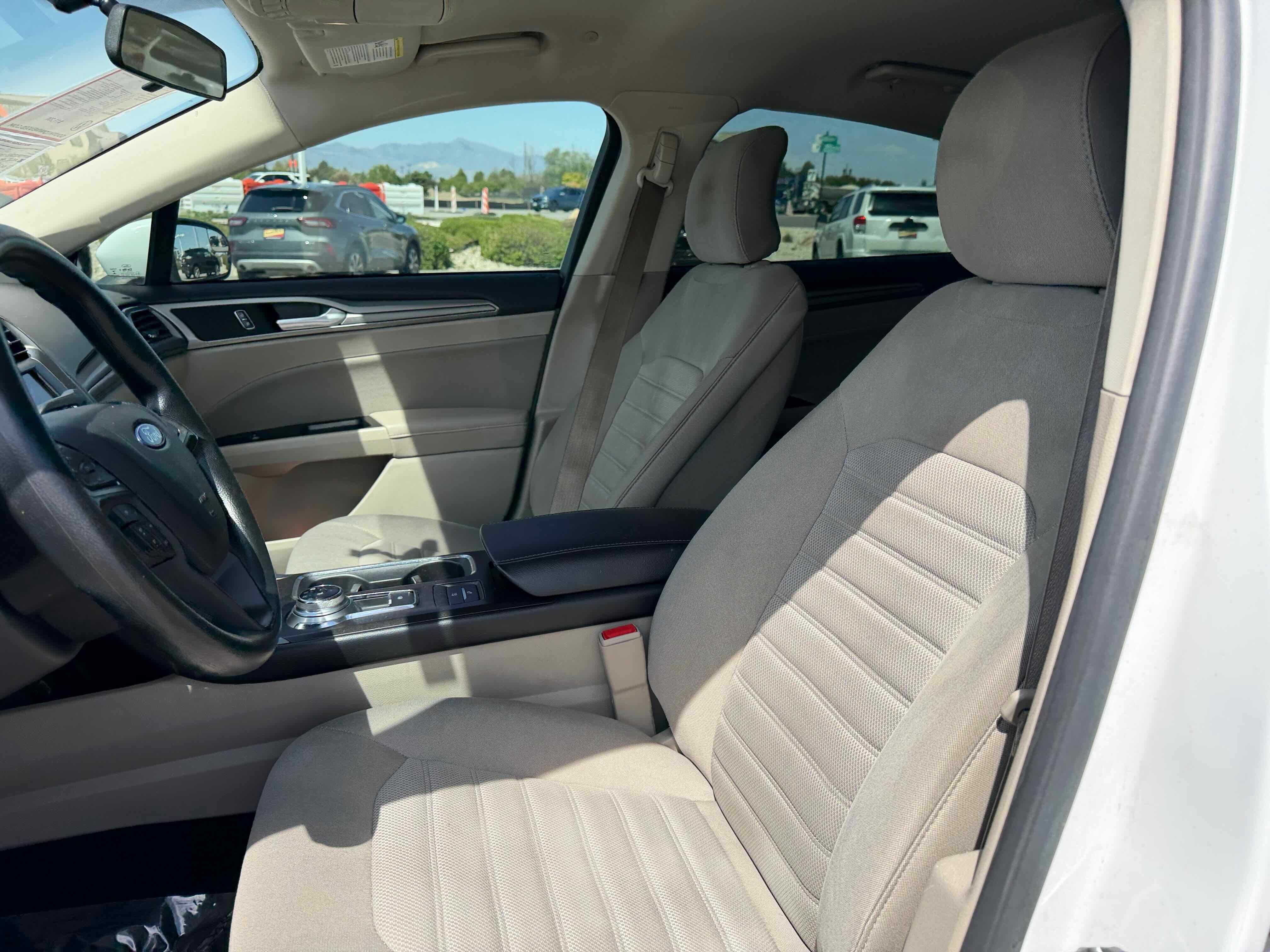 2017 Ford Fusion Hybrid SE