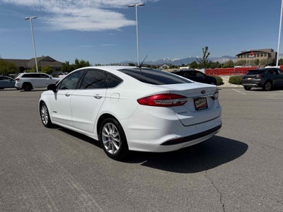 2017 Ford Fusion Hybrid SE