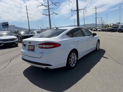 2017 Ford Fusion Hybrid SE