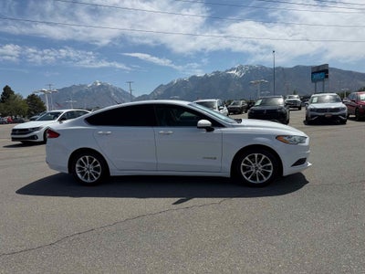 2017 Ford Fusion Hybrid SE