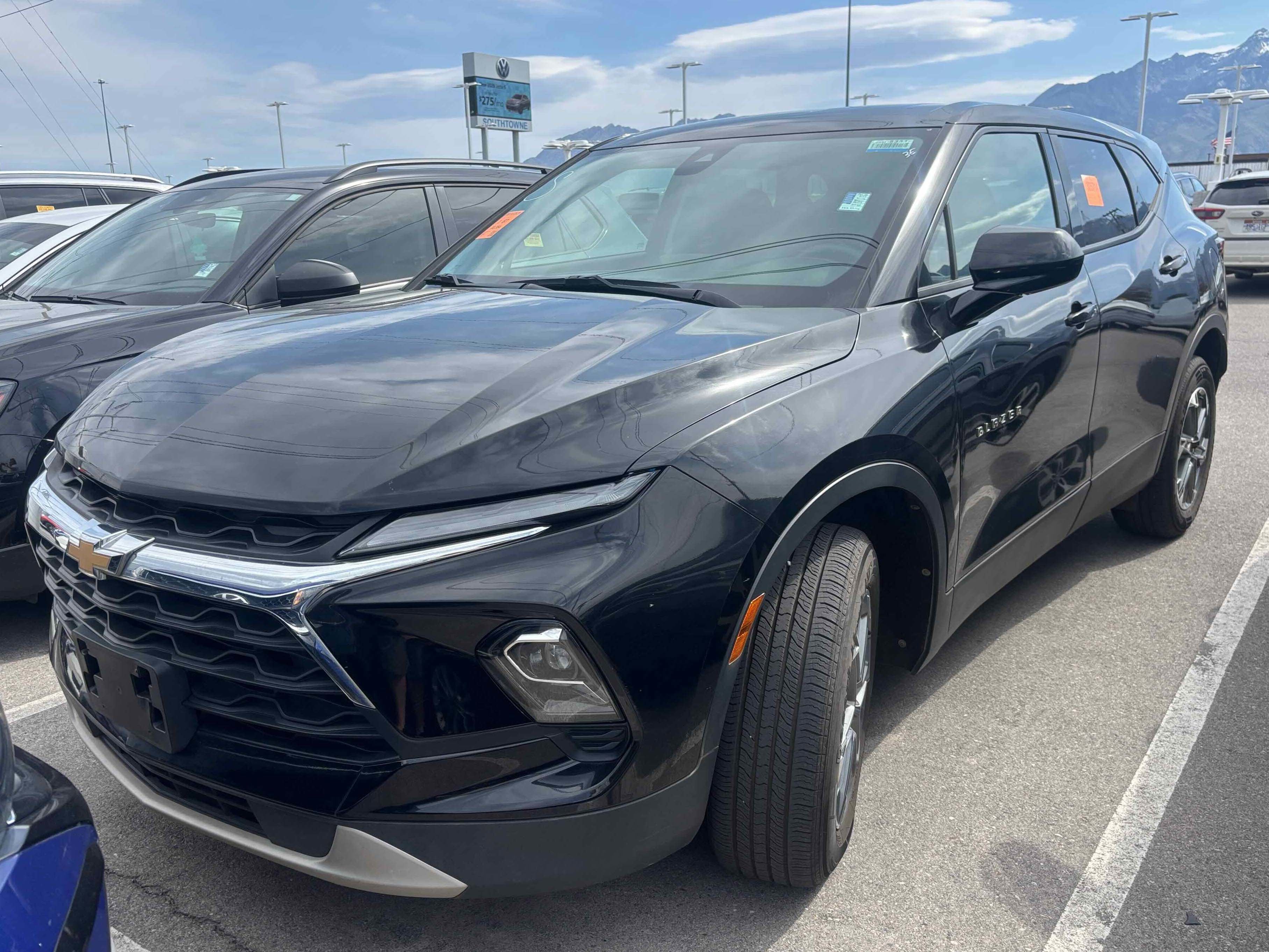 2024 Chevrolet Blazer 2.0T 2LT AWD's photo