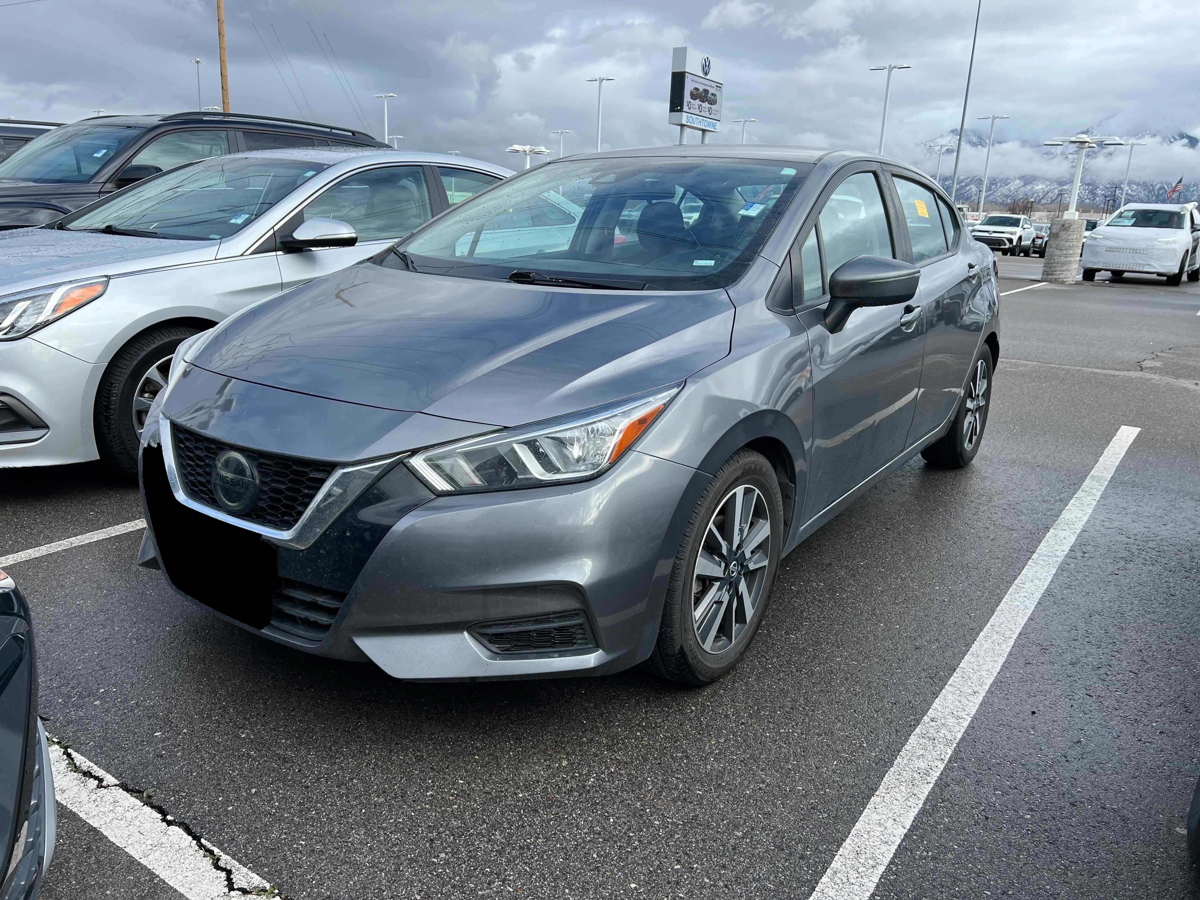2020 Nissan Versa SV