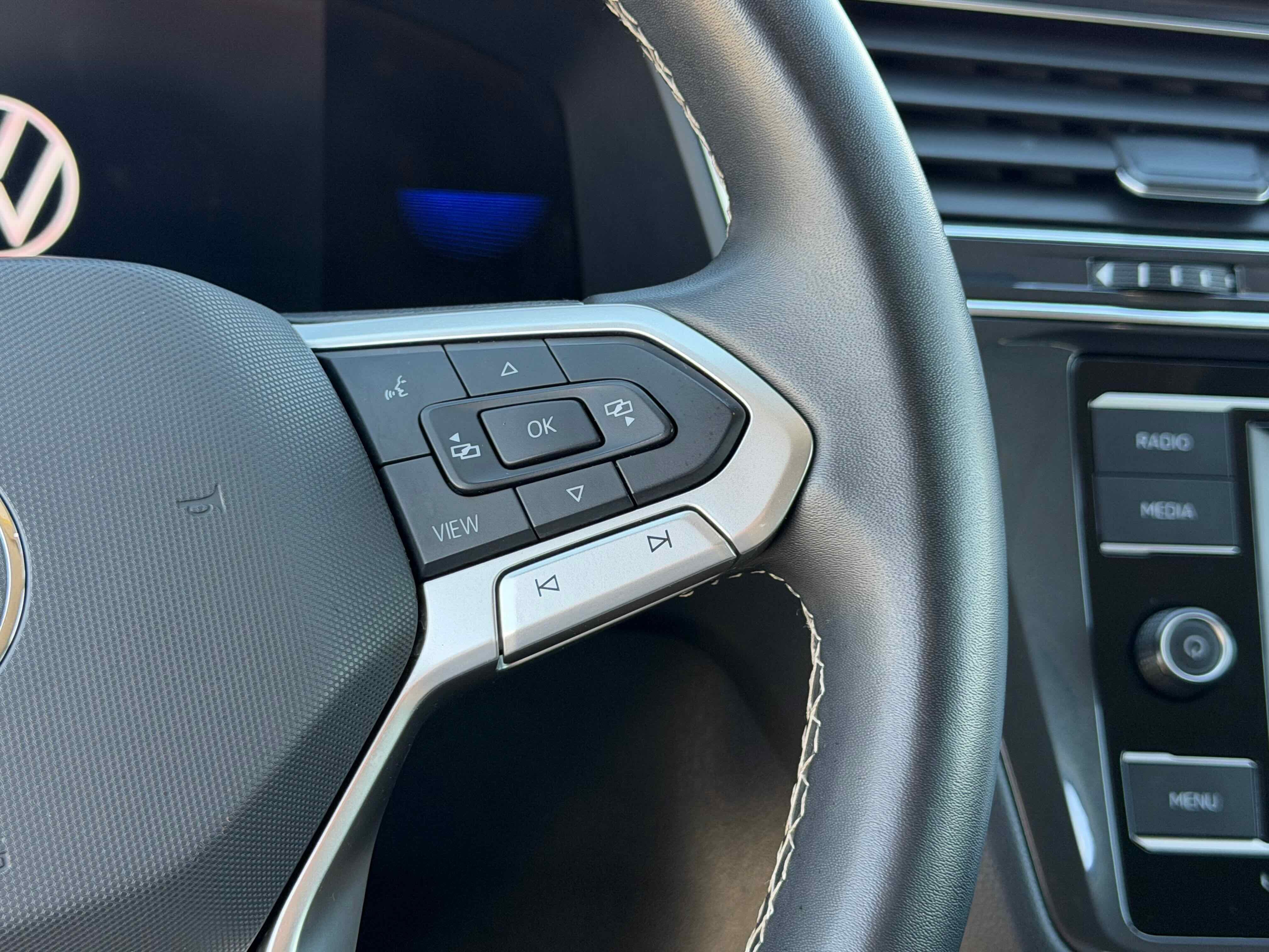 2022 Volkswagen Tiguan S