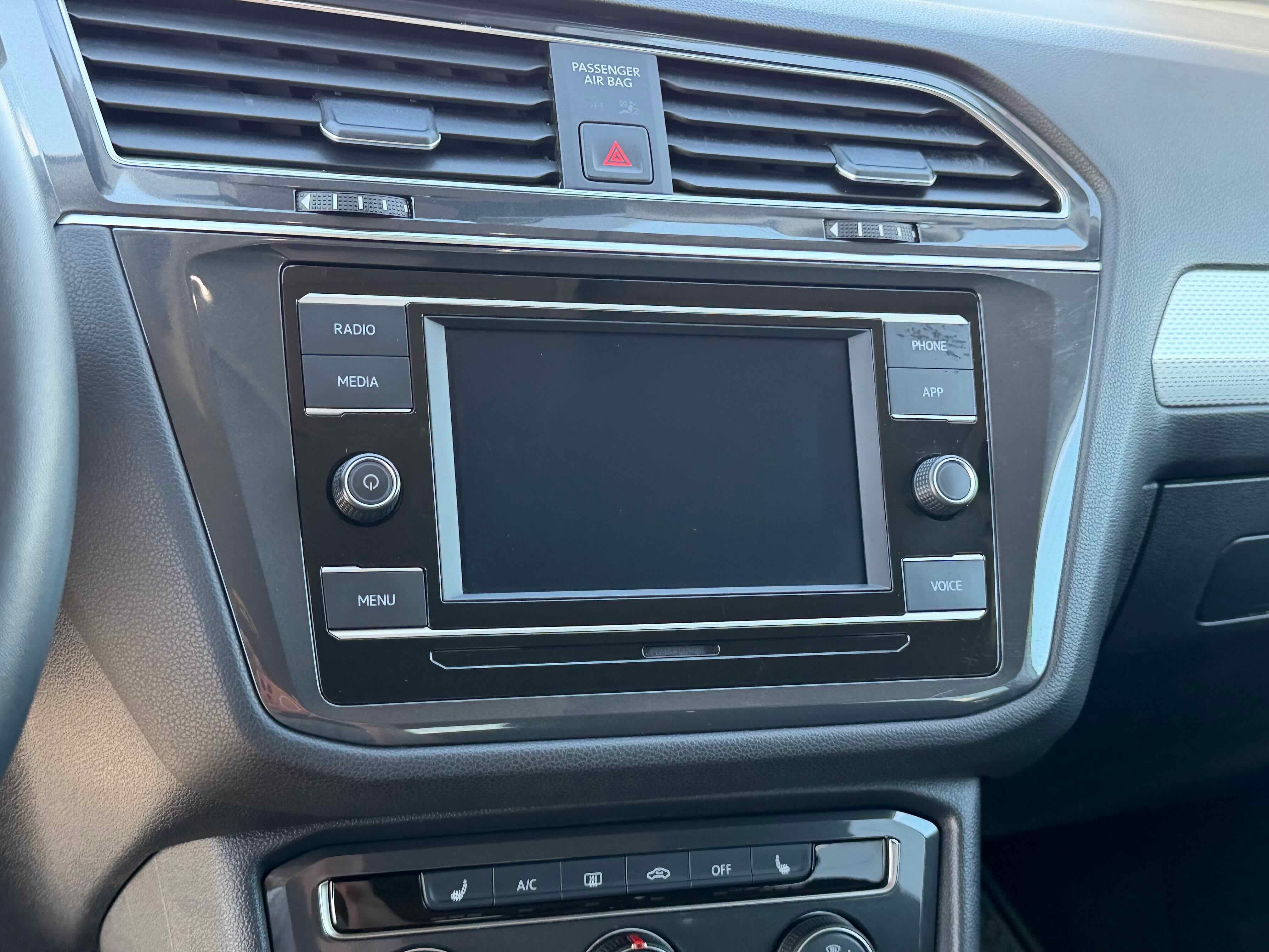 2022 Volkswagen Tiguan S