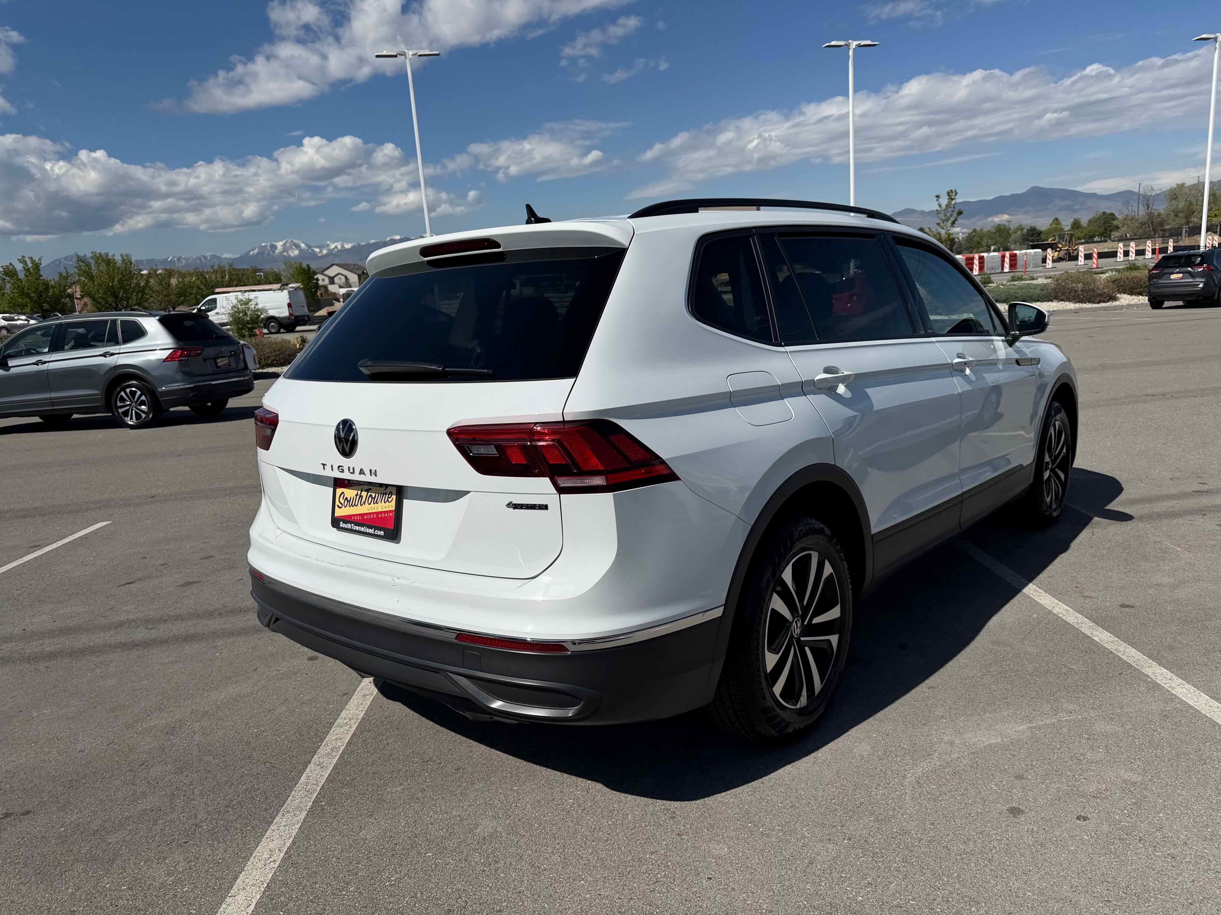 2022 Volkswagen Tiguan S