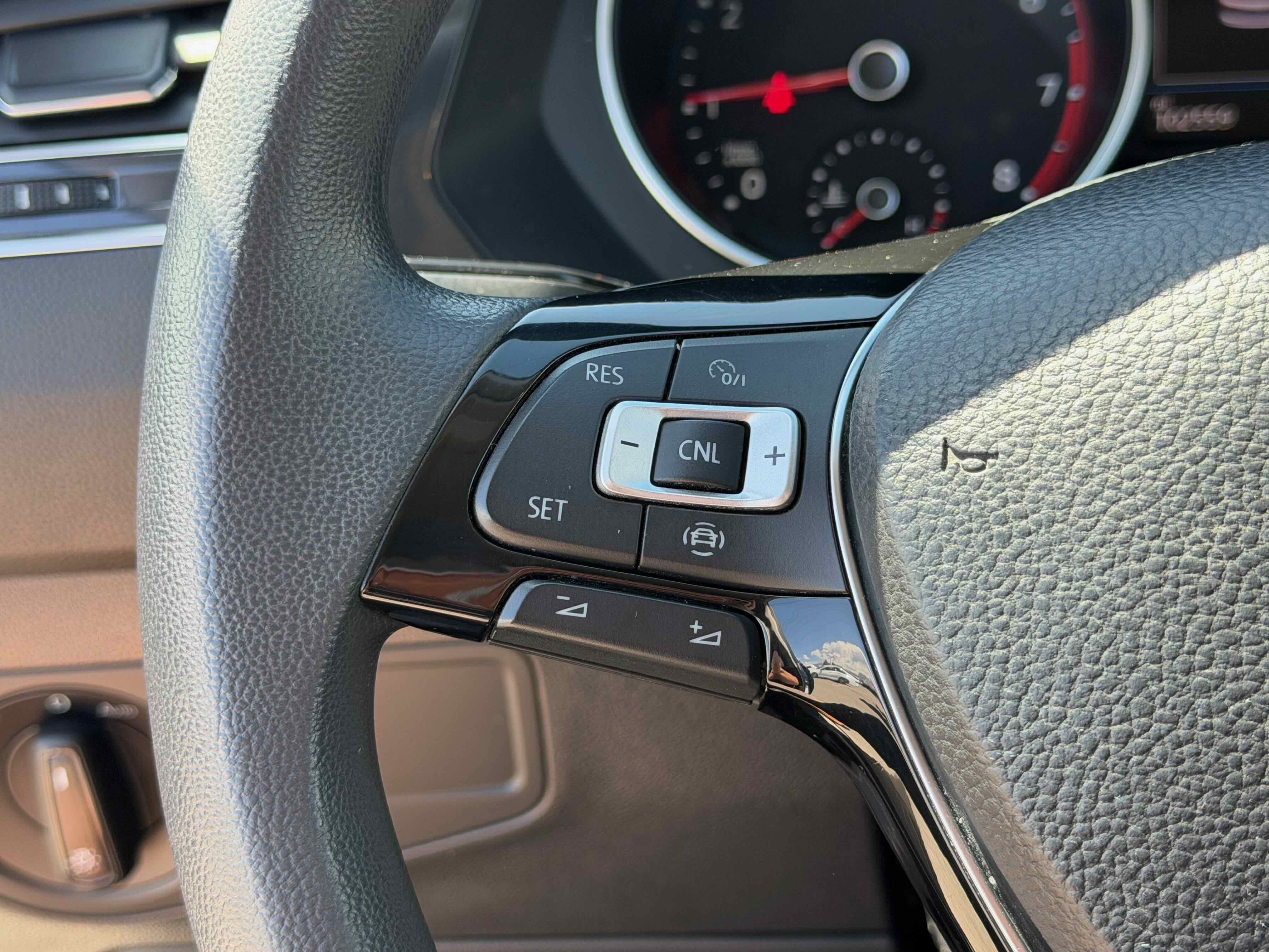 2019 Volkswagen Tiguan S