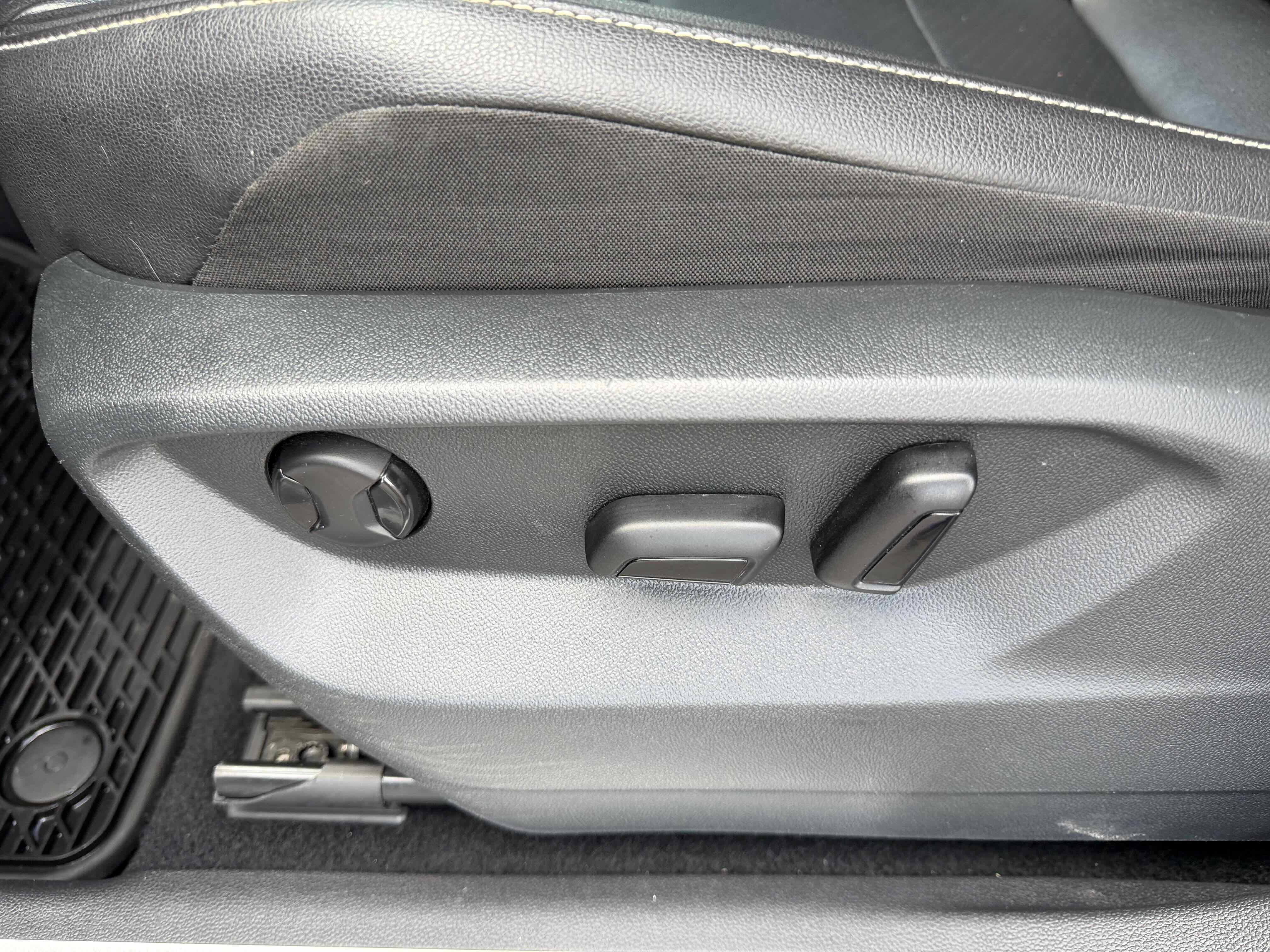 2021 Volkswagen Tiguan SE R-Line Black