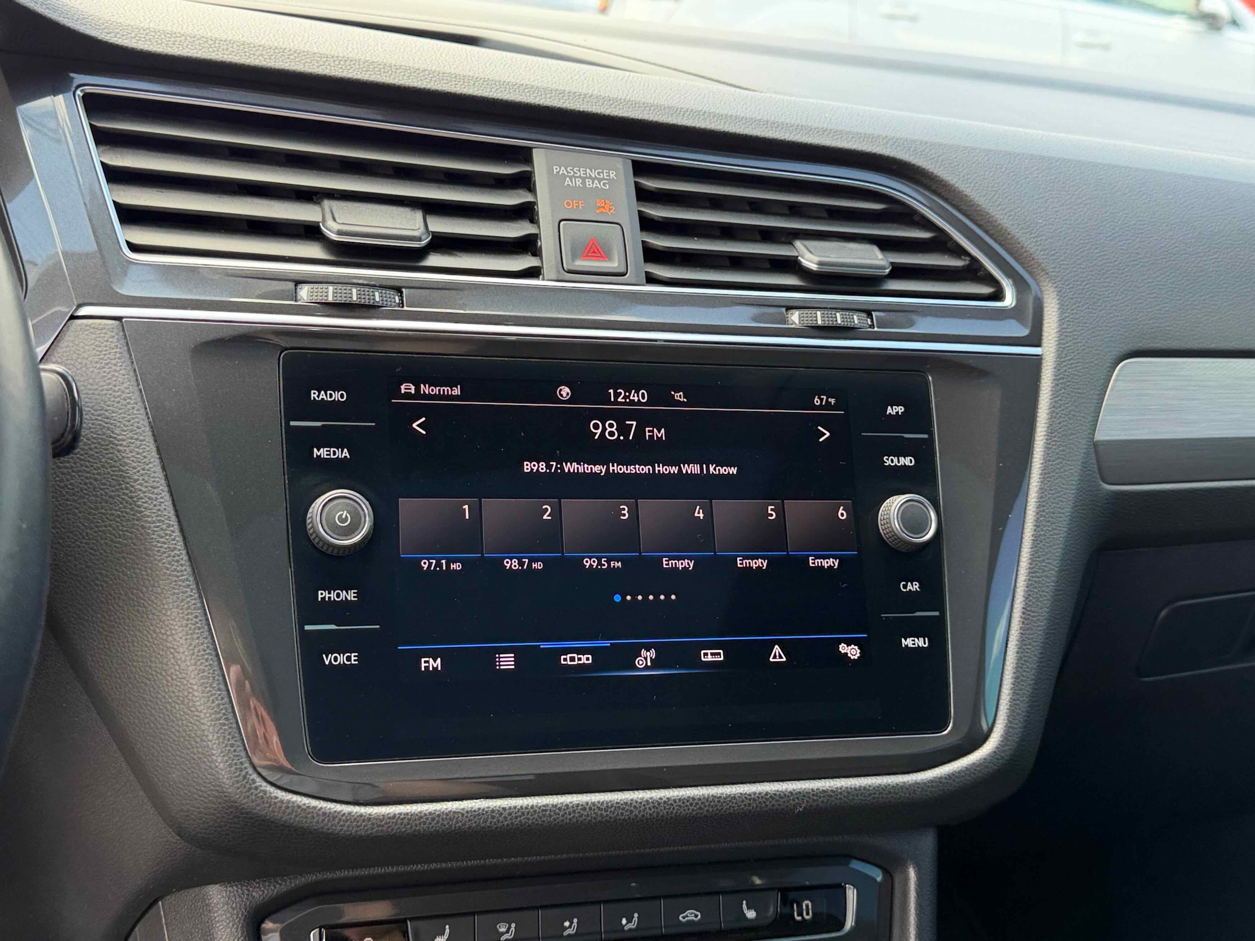2021 Volkswagen Tiguan SE R-Line Black
