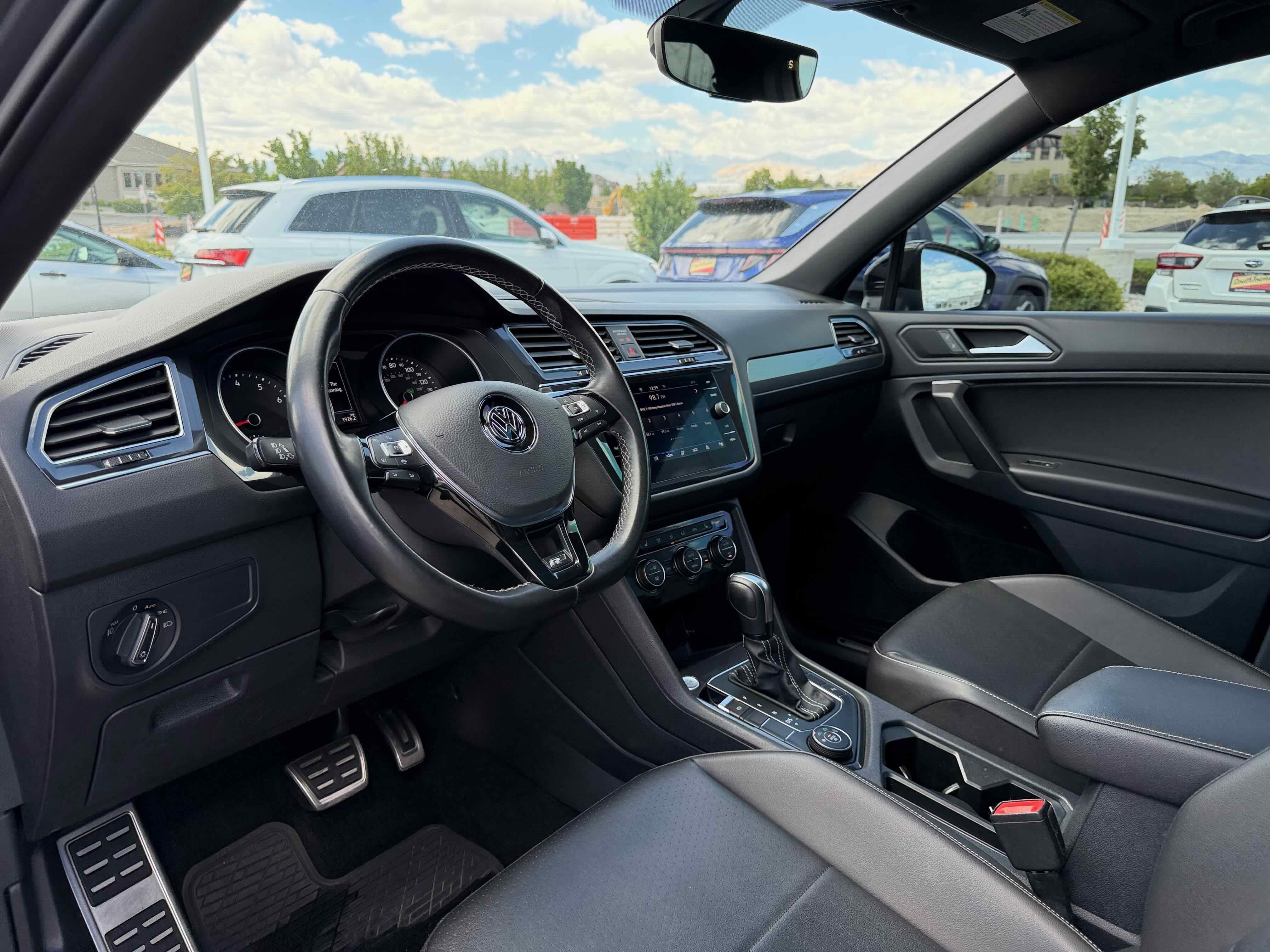 2021 Volkswagen Tiguan SE R-Line Black