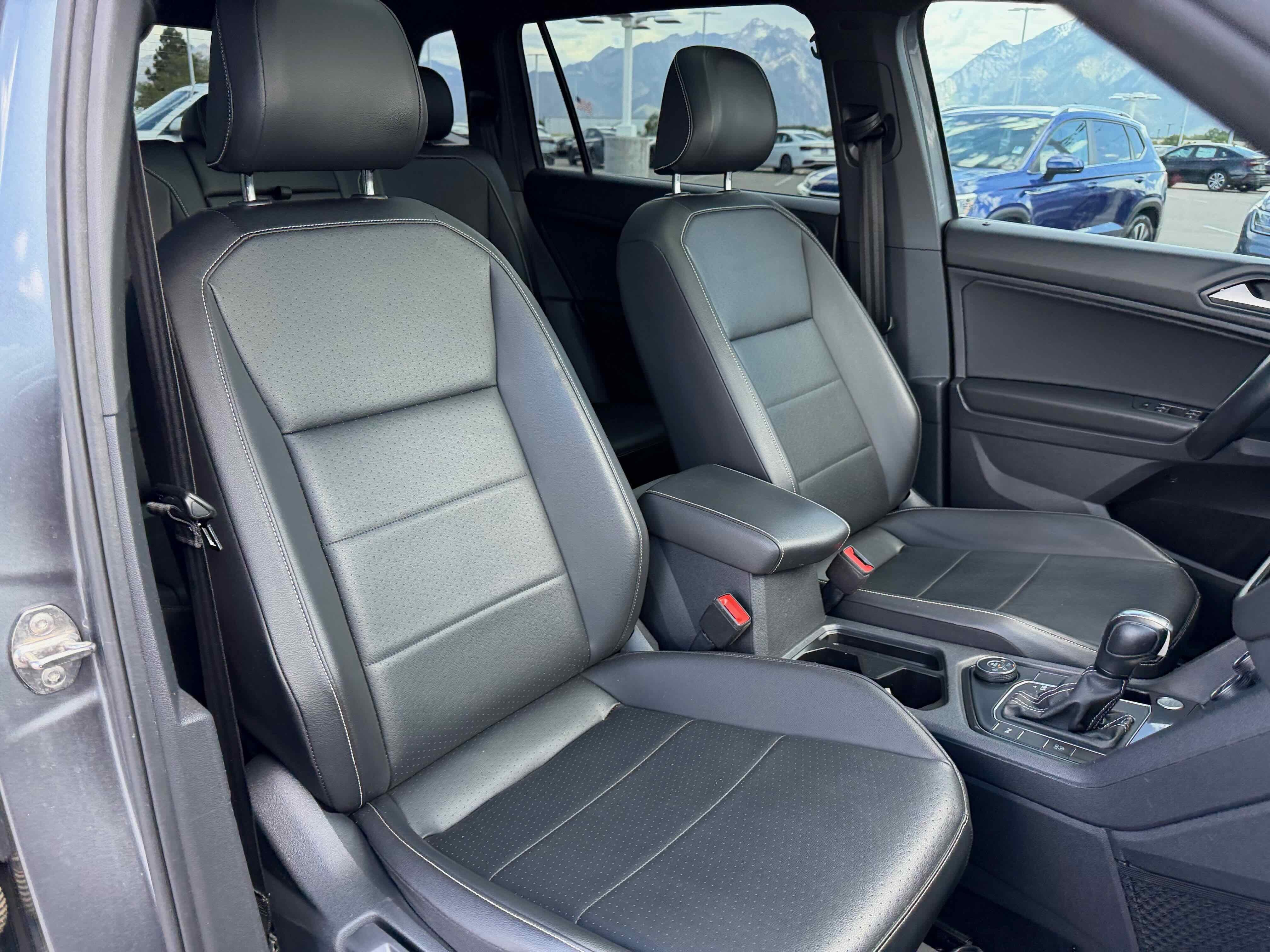 2021 Volkswagen Tiguan SE R-Line Black